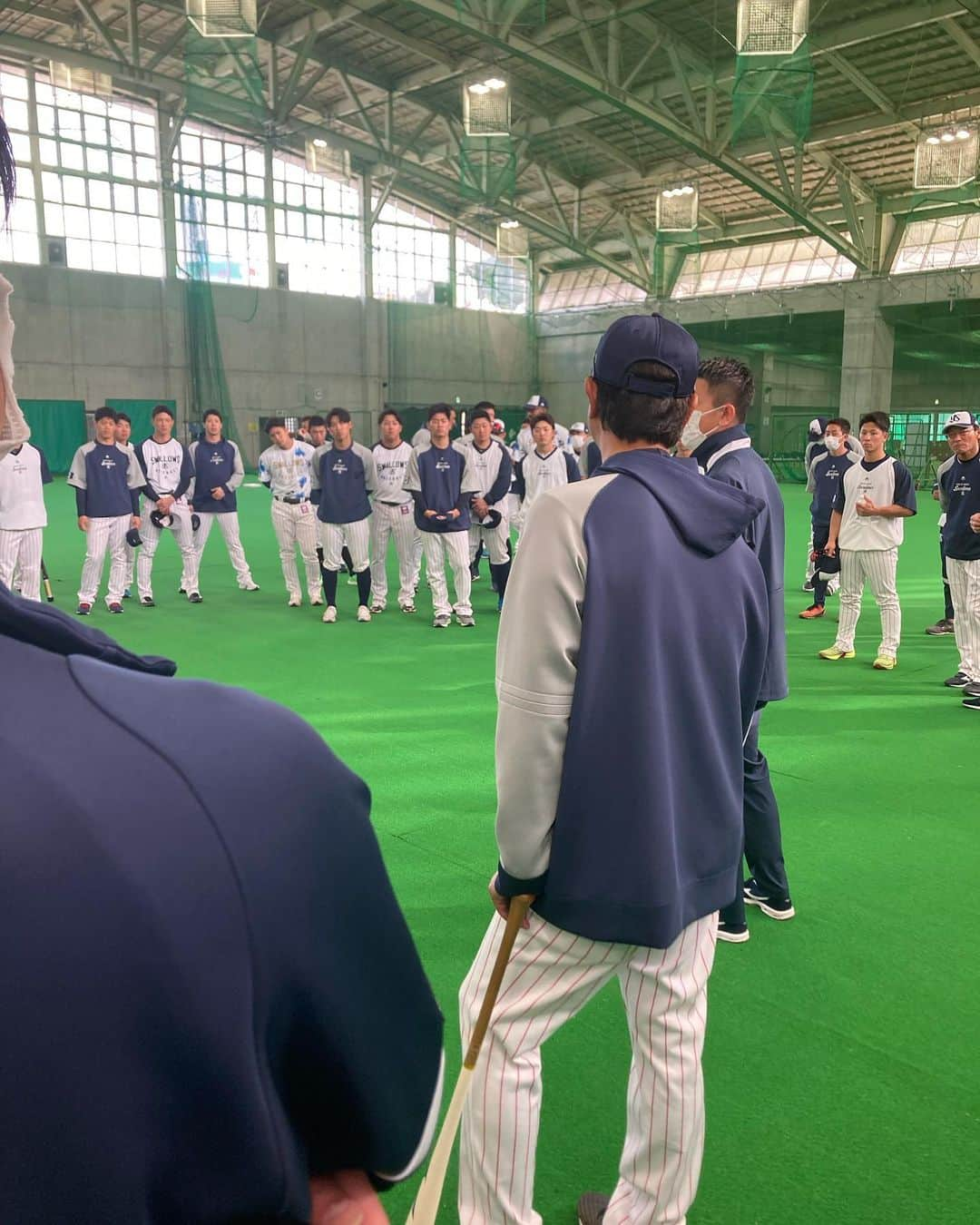 トニー・バーネットさんのインスタグラム写真 - (トニー・バーネットInstagram)「It’s great to be back with the squad! Baseball season is the best season. #2023 #yakult #yakultswallows #okinawa #npb」2月4日 6時51分 - tony.barnette