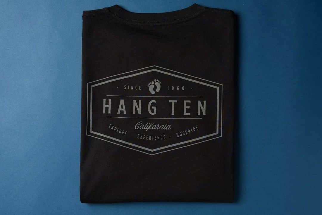 ハンテンさんのインスタグラム写真 - (ハンテンInstagram)「Made to fit comfortably for everyday wear. New tees are in, featuring fresh graphics in long and short-sleeve styles.  Tap the link in bio to shop.   #HangTen #FollowTheFeet」2月4日 2時22分 - hangtenusa