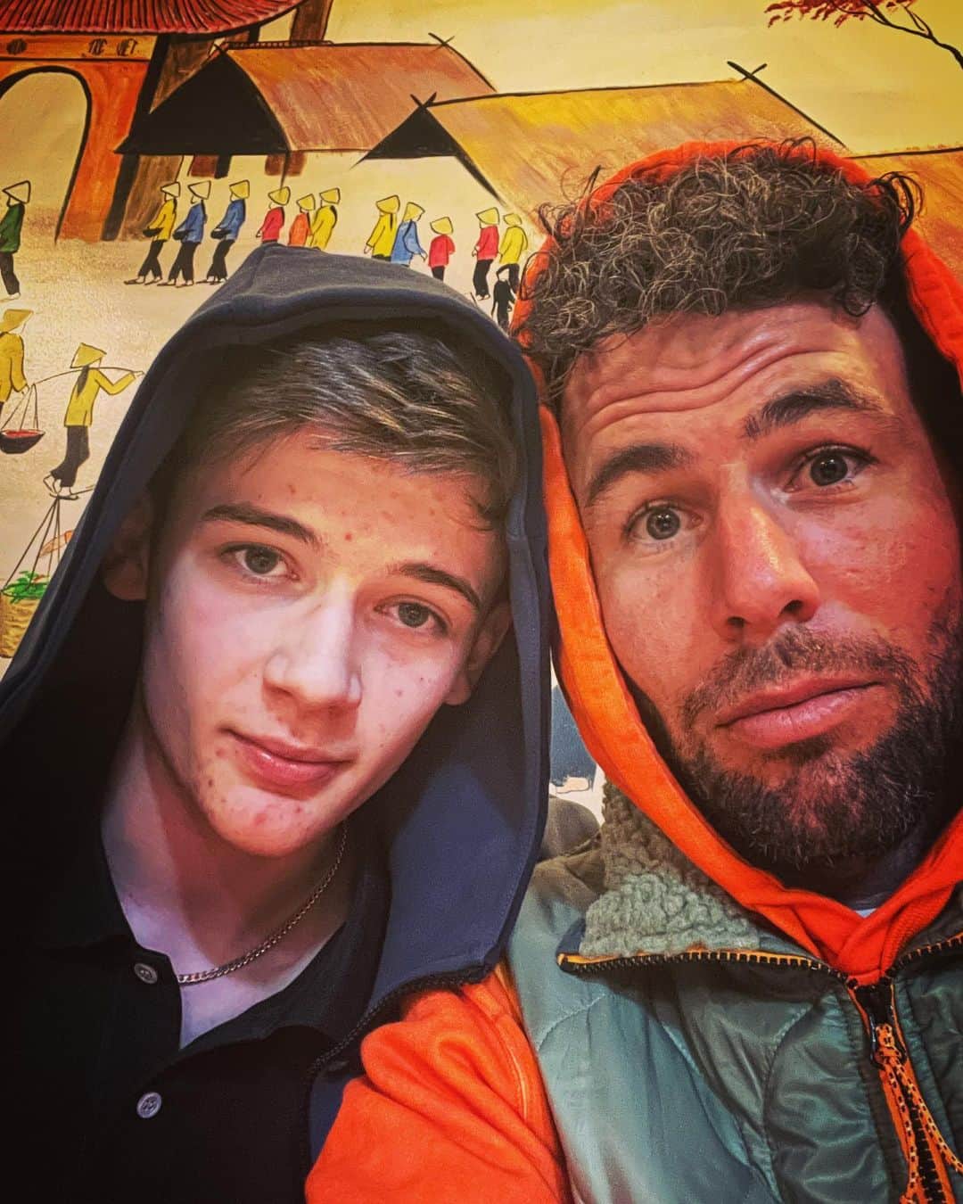 マーク・カヴェンディッシュのインスタグラム：「Got some mad embarrassing photos. But I’ll save them for next year. Happy 17th Birthday to this G. Love ya mate x @finnbarstockley」