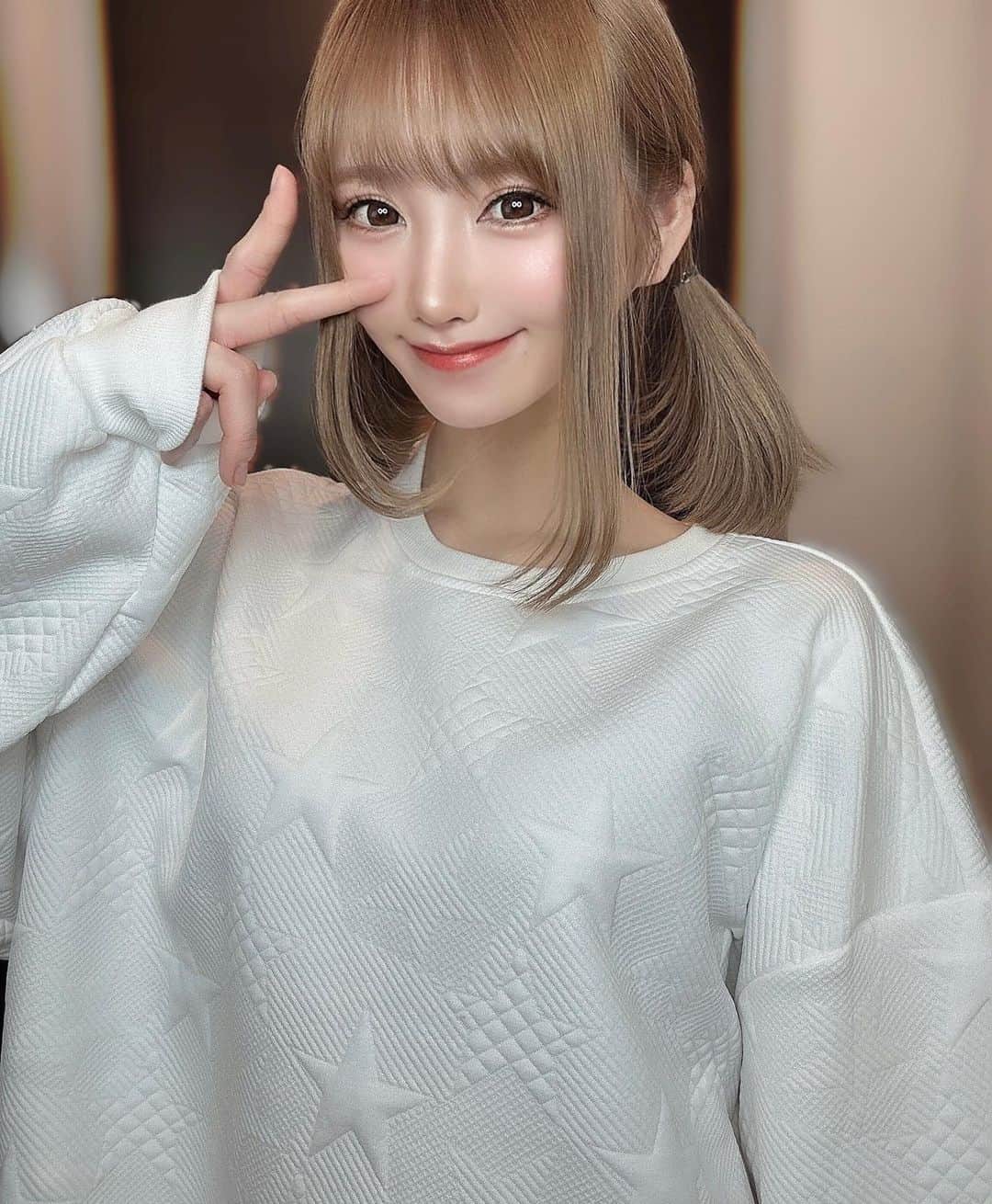 のインスタグラム：「. 生きていることに 笑顔で生きていることに 日々感謝🫶🏻」