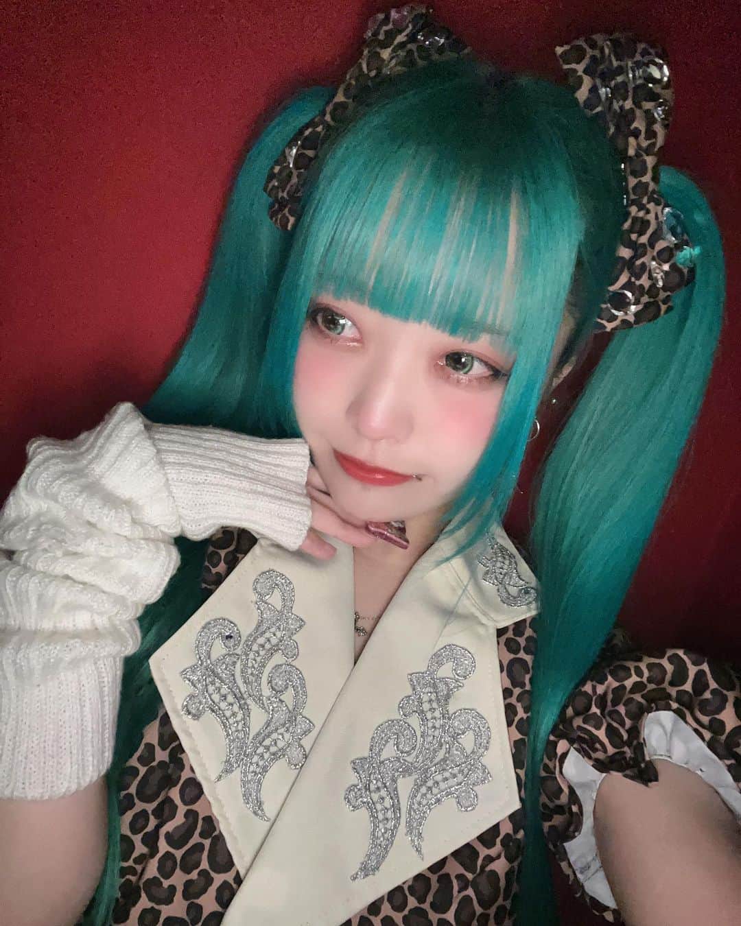 冬野あゐくのインスタグラム：「にゅ❕💚」