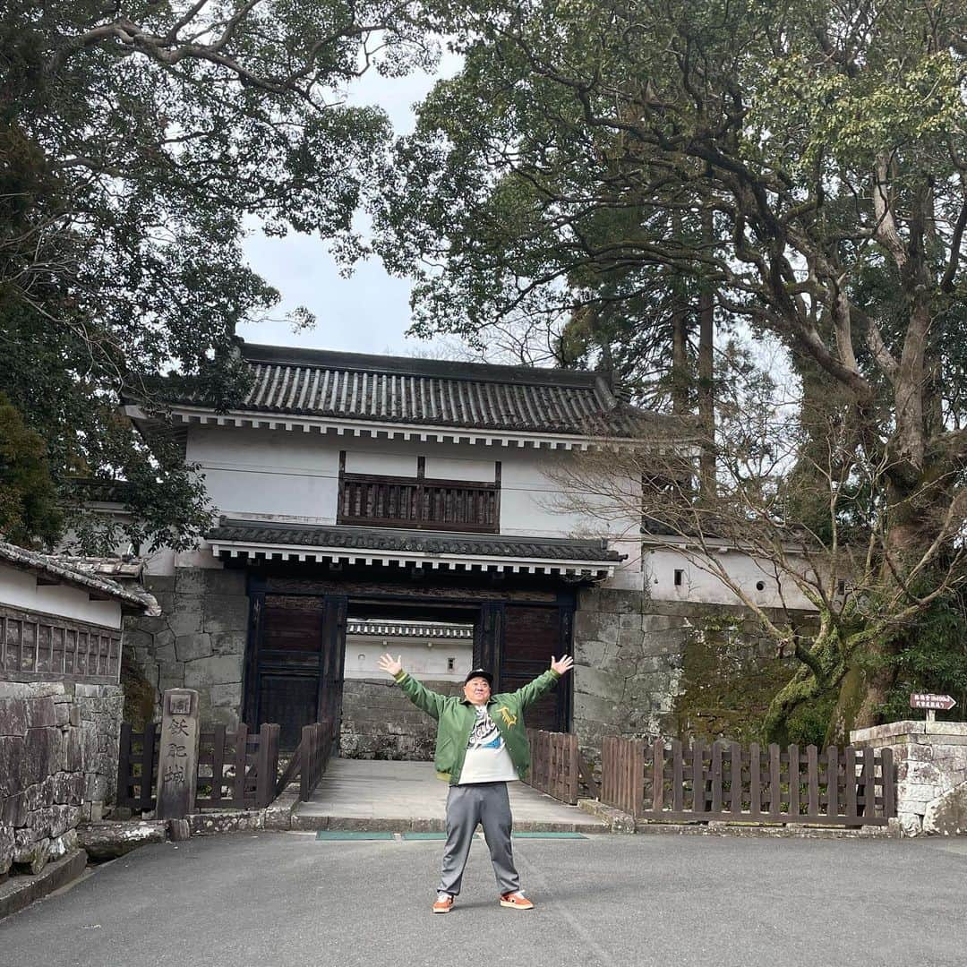 山本圭壱のインスタグラム：「宮崎は日南 #カープ道 #カープ」