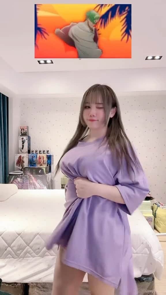 泥泥林のインスタグラム：「Any Anime recommended?🤭 ↖𝗦𝗵𝗮𝗿𝗲 & 𝗦𝗮𝘃𝗲 𝗿𝗲𝗲𝗹𝘀↗ 2023はどのアニメを見る？有推薦的動漫嗎🥰  Me: #TokyoRevengers #season2 🫶」