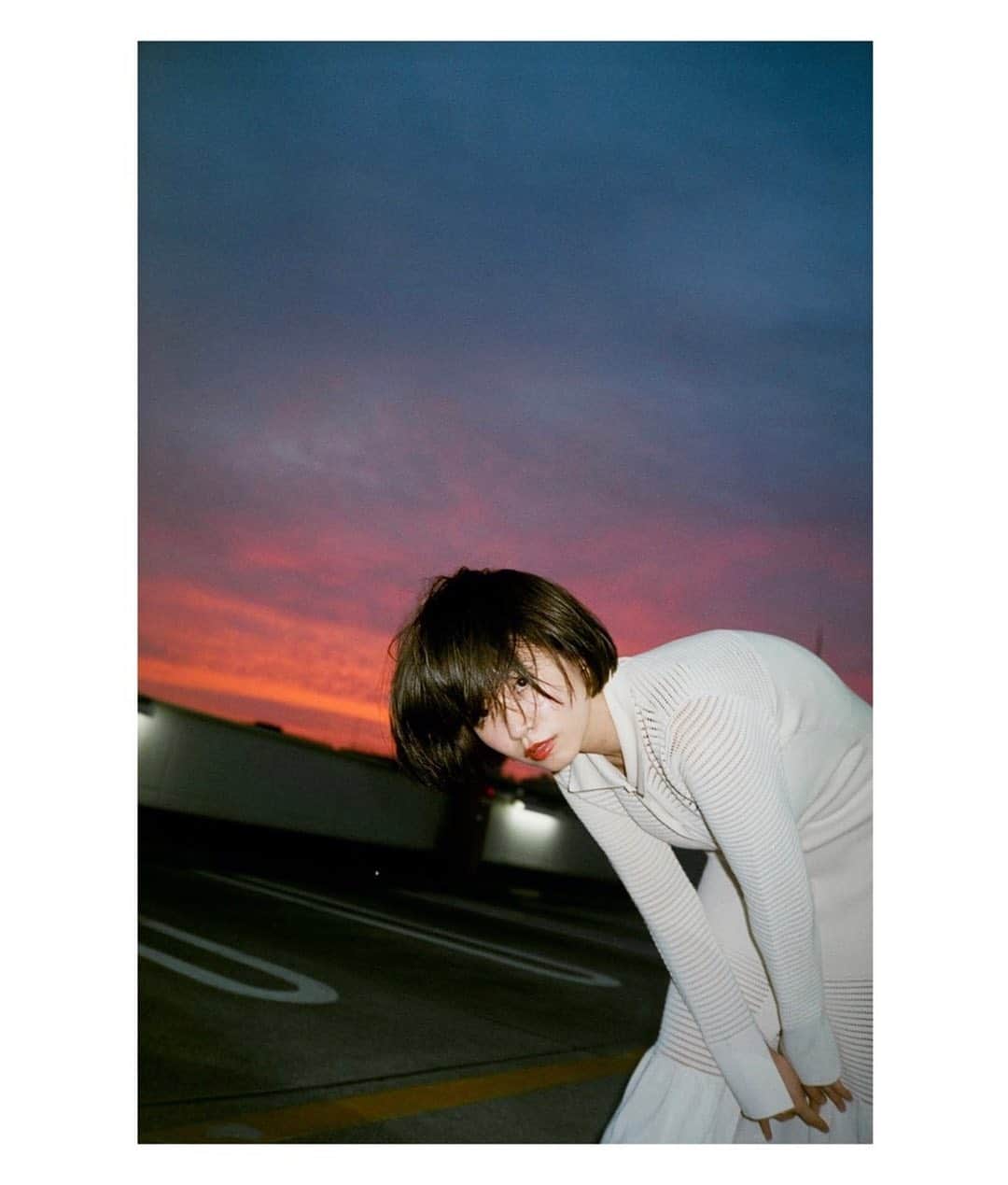 菜乃花のインスタグラム：「🌅  今日は17時に家を出たらまだ外が明るくて、 日が長くなったなーと喜んでたら暦の上では春と噂の立春でした。 いえーい！」
