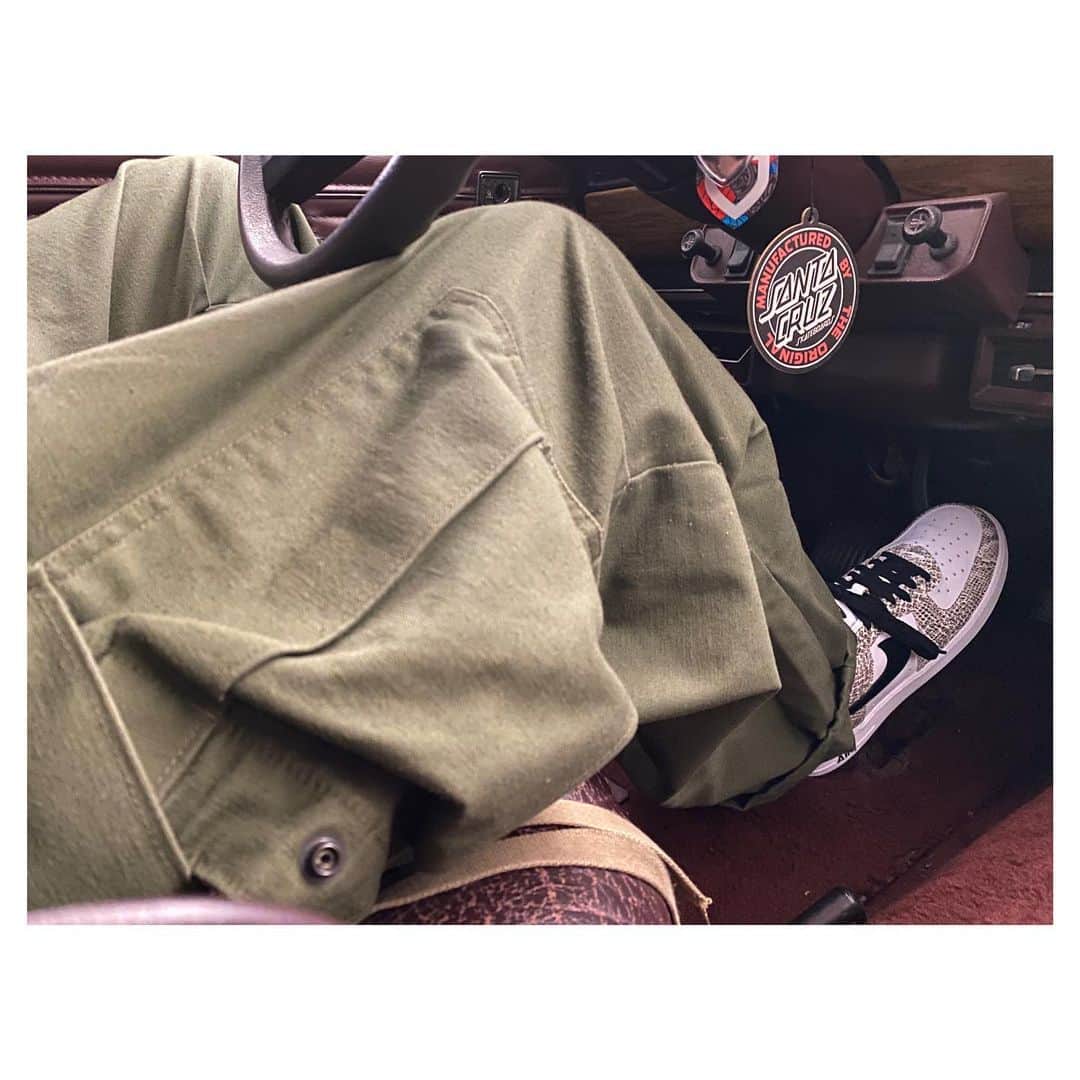 桐山漣さんのインスタグラム写真 - (桐山漣Instagram)「・ 再熱🪖🪖🪖 実は20代前半くらいのときに履いてた古着パンツ」2月5日 12時10分 - renn_kiriyama_official