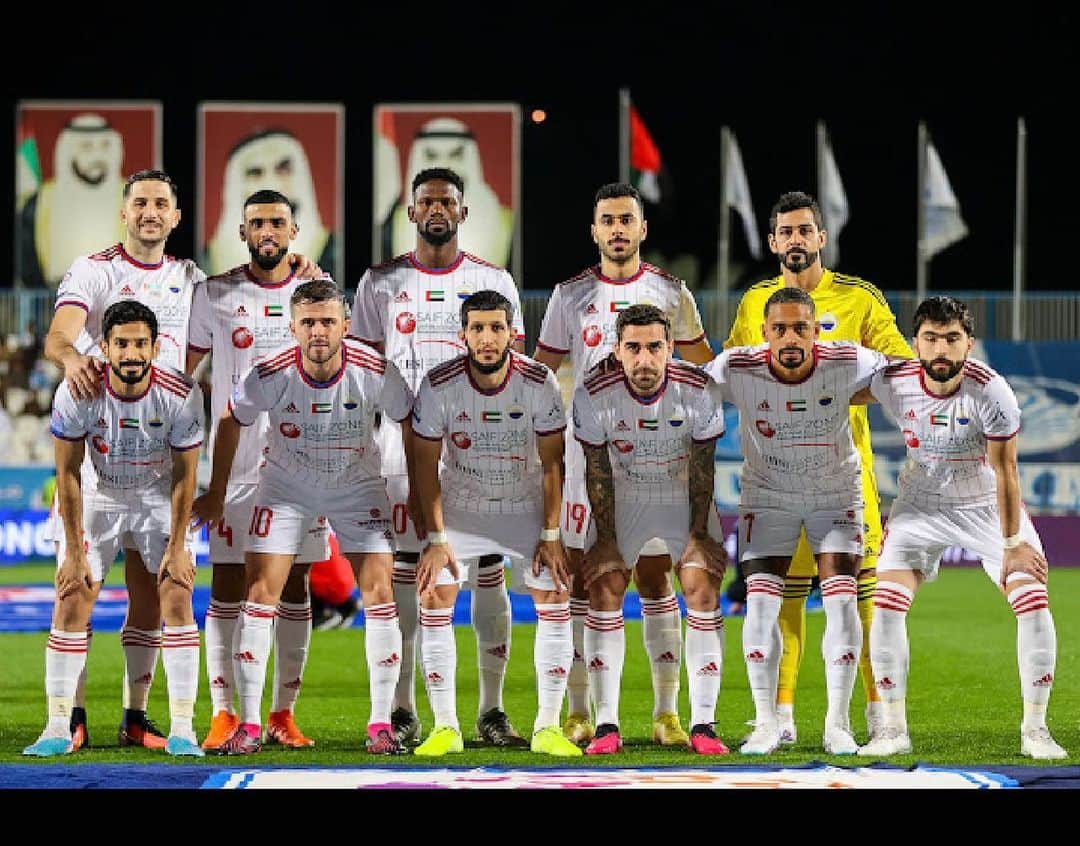 コスタス・マノラスのインスタグラム：「Top performance come on @sharjahfc !❤️」