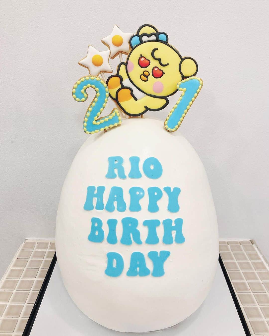 ai okadaのインスタグラム：「🥚🐣🍳🥚🐣🍳🥚🐣🍳  #happyrioday  #niziu #nizoo #rio #💙   @niziu_artist_official  @niziu_info_official」
