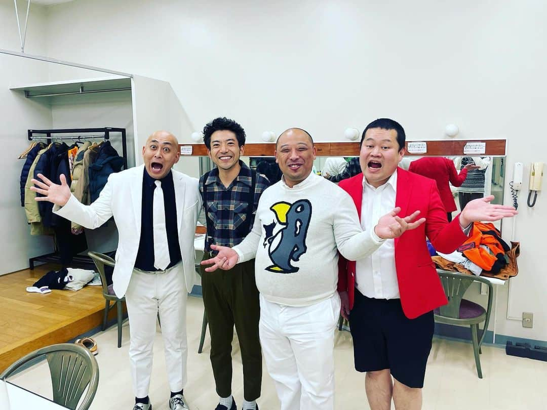 森慎太郎のインスタグラム：「今日の救世主のみなさん！広島のみなさん、ありがとうございました。 #まさのりさんとやらかしちまった #みちお君ともしかしてだけど #ともしげ君と大きなイチモツ #友近さんと陳陳瓶瓶」