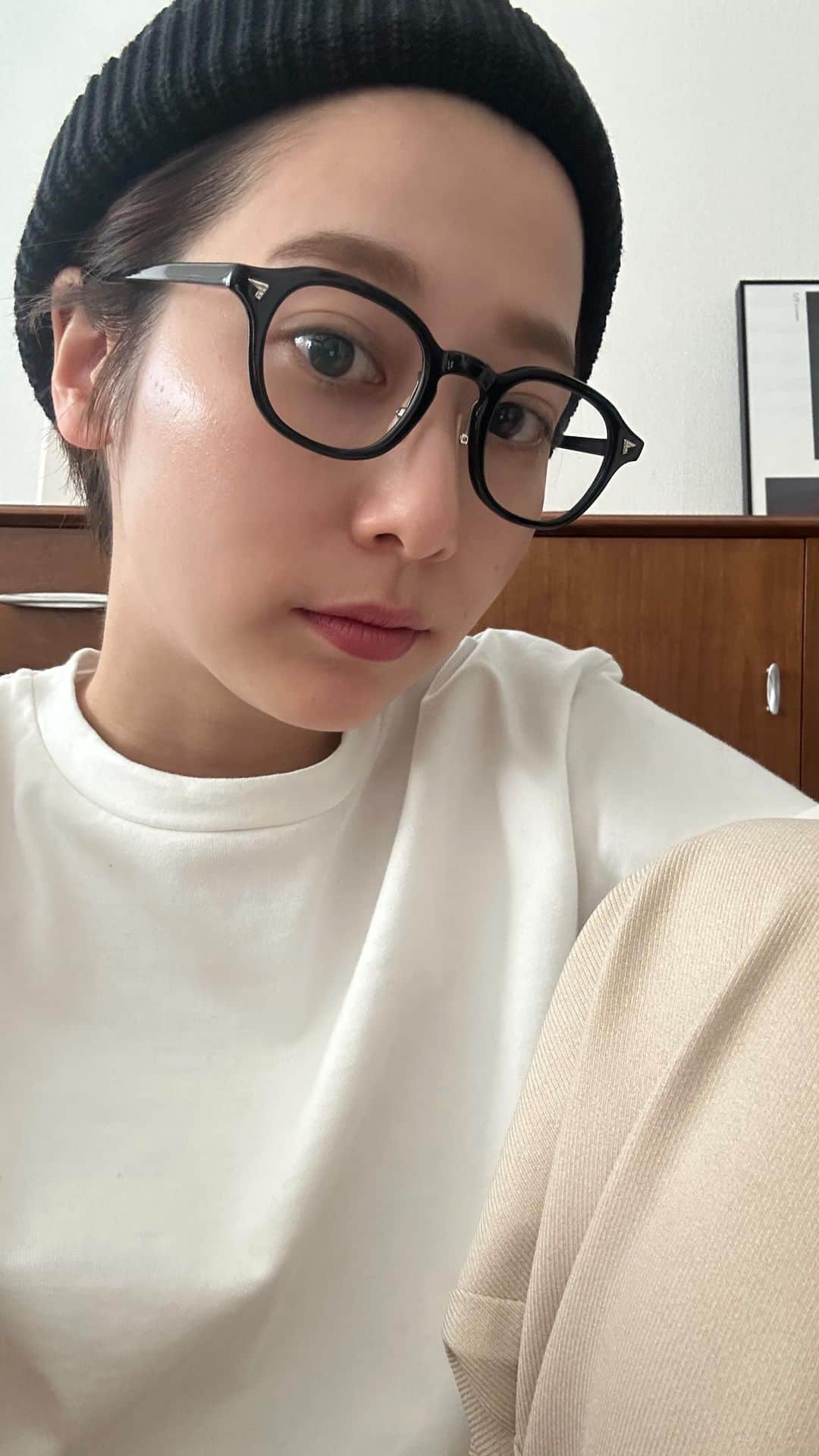 のインスタグラム：「2023.02.05 @1f_clothing 発売しましたLIVE  花粉鼻水、喉ガラガラすみません🥲」