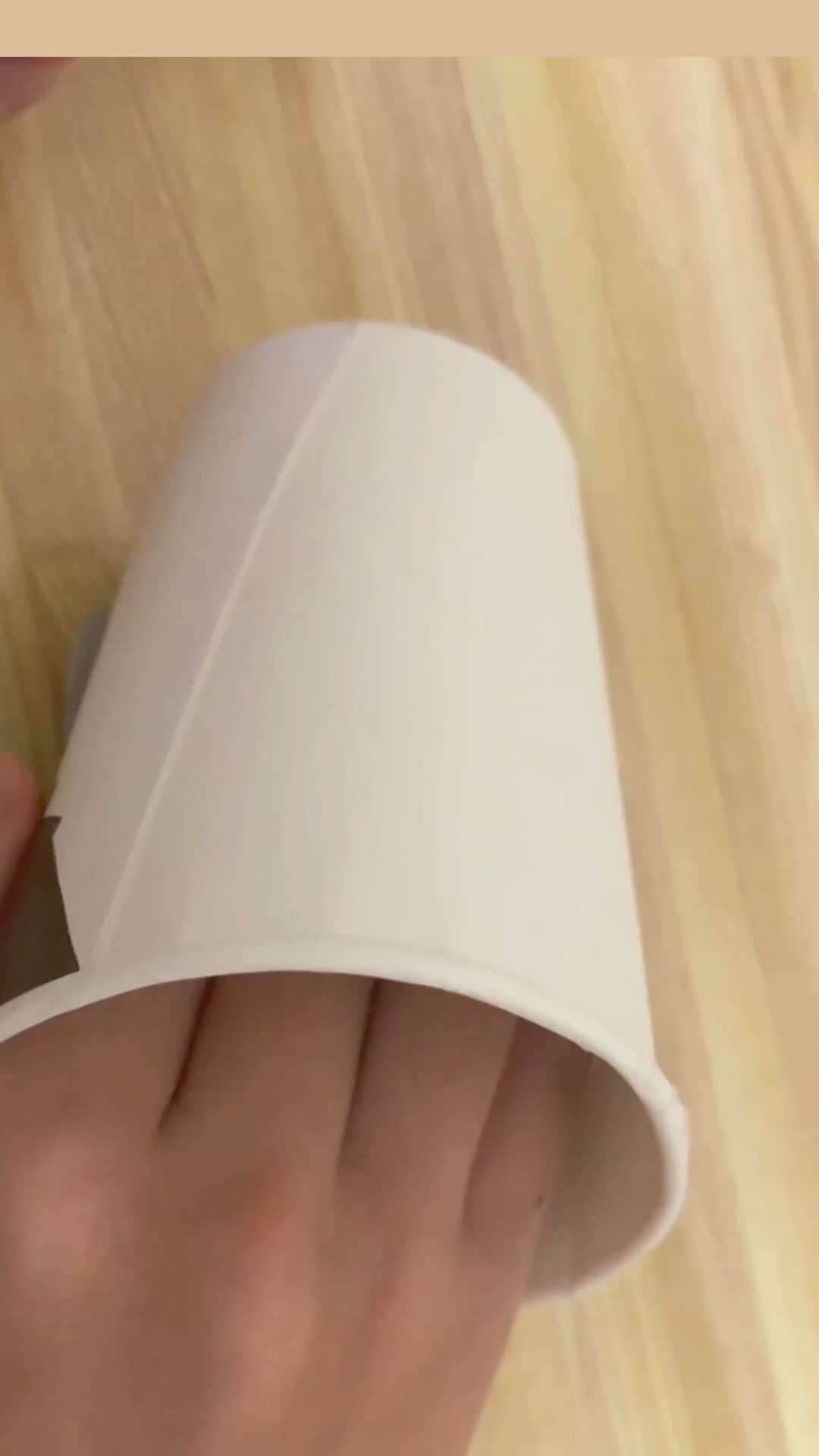 しんらしんげのインスタグラム：「紙コップで作ったアルバーンノックス Papercupcraft #albanknox」