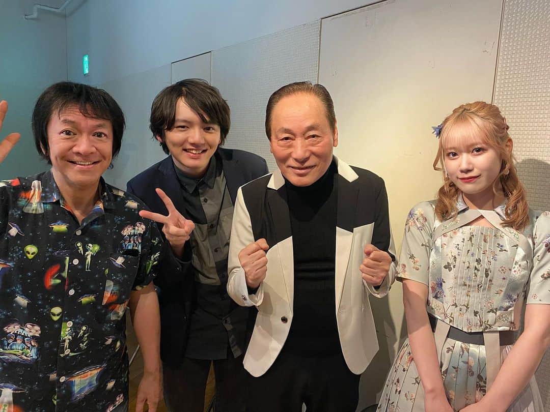 のインスタグラム：「#突撃隣のUFO  舞台挨拶、ありがとうございました！！ 久しぶりの舞台挨拶だったけど楽しかったです☺️☺️」