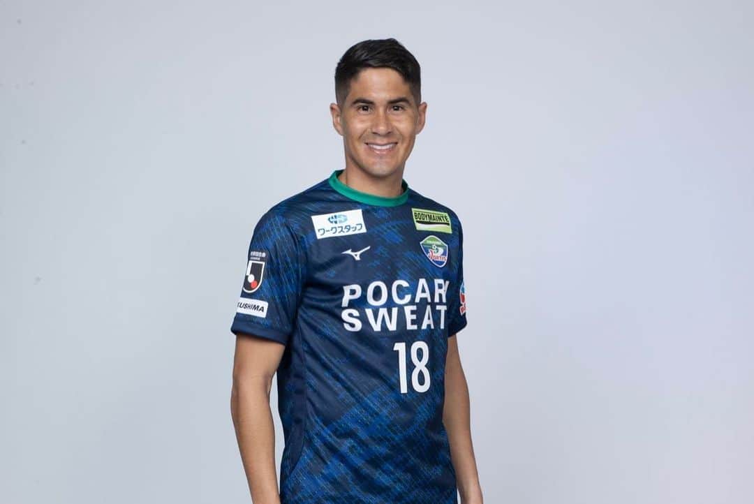 エウシーニョのインスタグラム：「season 2023 ⚽️🙏🏻@tokushima_vortis」