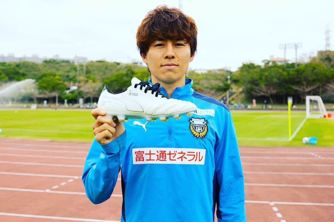 脇坂泰斗のインスタグラム：「.  今年もプーマ！！！  @pumajapan  @pumafootball_jp  #pumaking #kingmirai #14YASU」