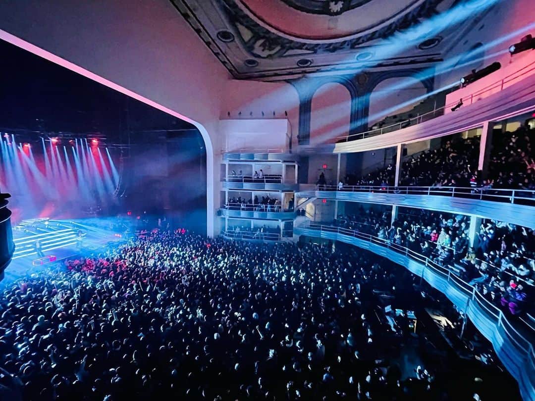 Hydeのインスタグラム：「New York was so much fun! Thank you☆ And the venue was really wonderful.   #YOSHIKI #HYDE  #SUGIZO #MIYAVI #TheLastRockstars #TheLastRockstarsNYC @yoshikiofficial @sugizo_official @miyavi_ishihara @thelastrockstars」