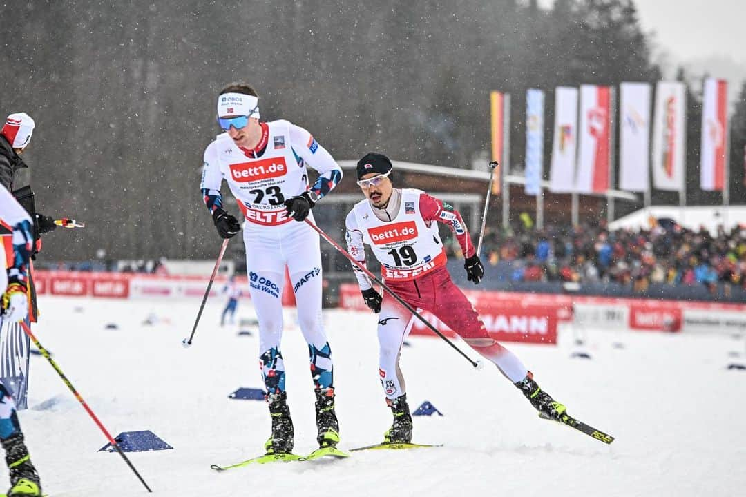 渡部善斗さんのインスタグラム写真 - (渡部善斗Instagram)「Rainy, snowy and sticky weekend...🐢💦 But it was special feeling about warm support by passionate spectators🥳  Danke schön! @oberstdorf.de 🏔  next⇨ @schwarzwaldpokal 🇩🇪  #fisnoco #nordiccombined #kitanoskiteam #fischerski #swix #swans #kinetixx #zerofit #hakubavalley  #columbia #mountainhardwear  📸 @nordicfocus」2月6日 1時24分 - wtbyst