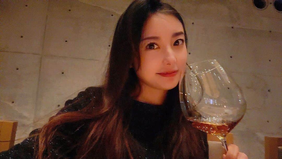 時田愛梨のインスタグラム：「お酒に見えてお茶です笑」