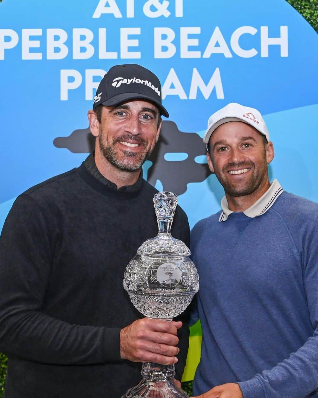 アーロン・ロジャースさんのインスタグラム写真 - (アーロン・ロジャースInstagram)「What an incredible week at the @attproam bringing home the trophy with @benw_silverman !! 🏆 Big thanks to Steve John and his staff, all the volunteers and fans who came out to the course to support myself and all the competitors. Loved getting three rounds with my good buddy and one of the best dudes I know @dariusrucker , and having @hockster on the bag made things really special too. ❤️ and lastly, a big thanks to @taylormadegolf for giving me the best clubs on the planet ⛳️ #champs #attproam2023 #」2月6日 15時38分 - aaronrodgers12