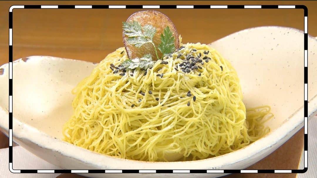 所JAPAN（公式）さんのインスタグラム写真 - (所JAPAN（公式）Instagram)「明日7日(火)夜9時 所JAPAN 🍰スイーツSP フジテレビ系全国ネット  ／ 王者 シャトレーゼ🍮 vsローカル路線駅近スイーツ🍨 ＼   リーズナブルで🧁美味しい 愛される秘密を徹底調査🔎 ＆夢の巨大スイーツ工場に㊙️潜入  U字工事がガチ調査 ローカル路線🚃 駅近スイーツ食べ尽くし🍩  #シャトレーゼ  #chateraise  #スイーツ好きな人と繋がりたい  #工場見学  #ココリコ田中 #U字工事 #ひたちなか海浜鉄道  #駅近グルメ  #干し芋  #所japan」2月6日 9時20分 - tokoro_japan8