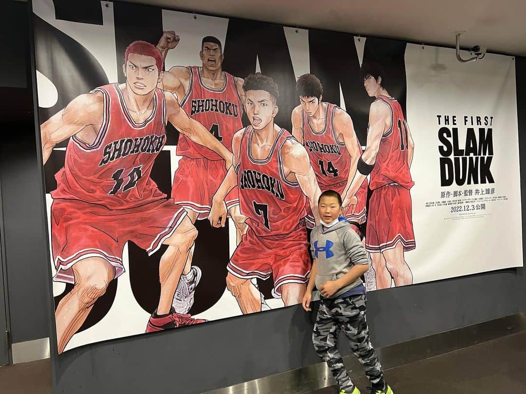 レッド吉田さんのインスタグラム写真 - (レッド吉田Instagram)「スラムダンクでやる気が出た後、フレーチャで投球フォームの改善！ 中学生に向けてやる事やっておかないと！  #スラムダンク #バスケット #フレーチャ #投球フォーム #改善」2月6日 11時00分 - meguru_kyozin