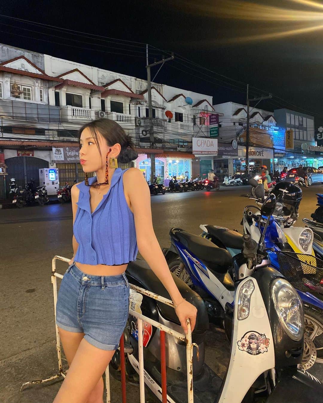 のインスタグラム：「🇹🇭✨ 나도 타보고싶어 오토바이」