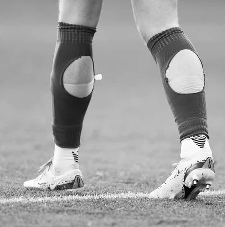 ジョゼ・モウリーニョさんのインスタグラム写真 - (ジョゼ・モウリーニョInstagram)「Beautiful socks for the Beautiful Game… Approved by the football authorities 😬😬😬」2月7日 0時49分 - josemourinho