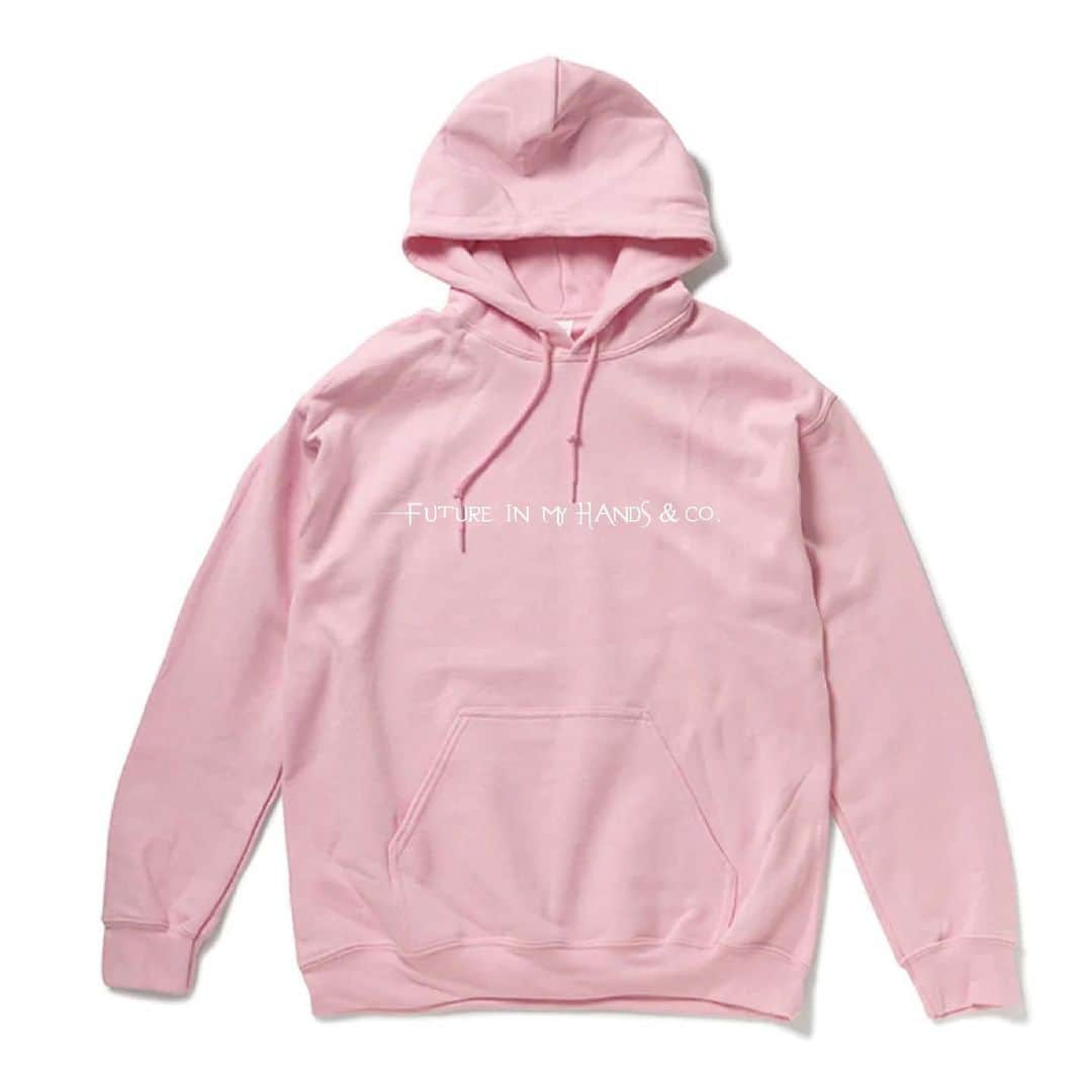 山崎裕太さんのインスタグラム写真 - (山崎裕太Instagram)「。 。  『FUTURE IN MY HANDS』 PULL OVER HOODIE  pink  購入は↓ プロフィールのリンクへ！ それか @cuorejapan  検索の所で『YUTA』と入力！  #山崎裕太  #ふぁっしょん」2月6日 17時25分 - yuta.yamazaki0308_official