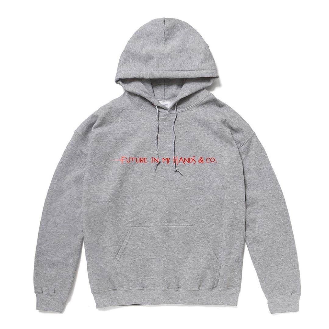 山崎裕太さんのインスタグラム写真 - (山崎裕太Instagram)「。 。  『FUTURE IN MY HANDS』 PULL OVER HOODIE  gray  購入は↓ プロフィールのリンクへ！ それか @cuorejapan  検索の所で『YUTA』と入力！  #山崎裕太  #ふぁっしょん」2月6日 17時26分 - yuta.yamazaki0308_official