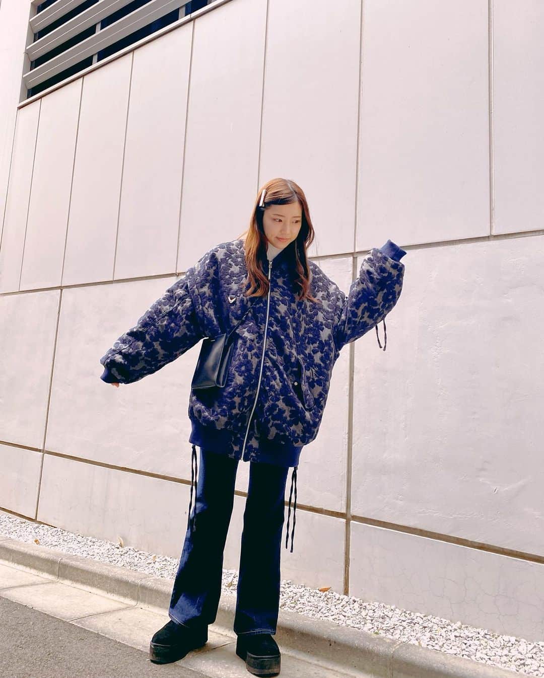 渥美友里恵のインスタグラム：「🦕  UGG暖かい🤍 @uggjapan」
