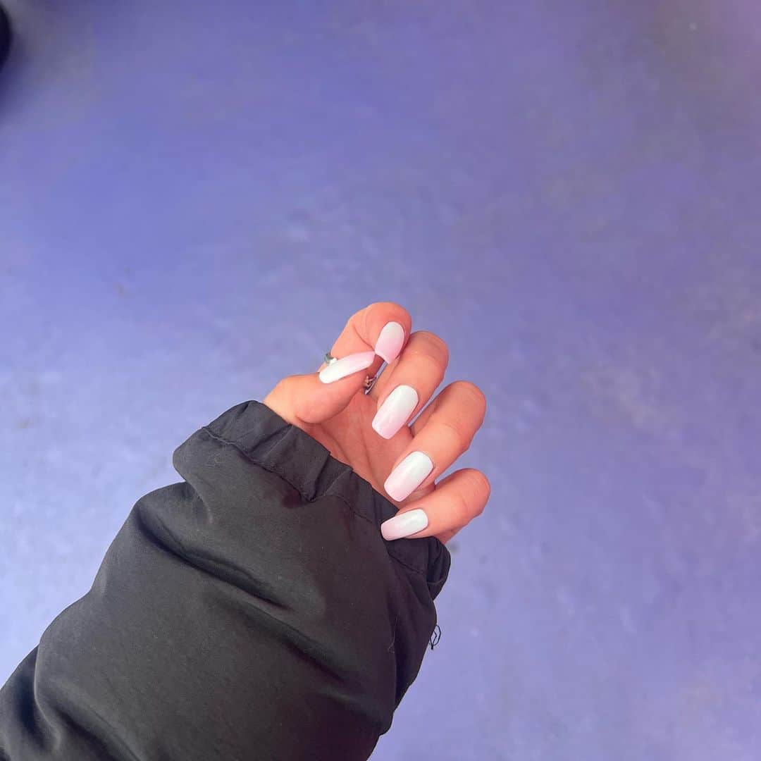 のインスタグラム：「🌬️🌬️🐷  #えなめるネイル」