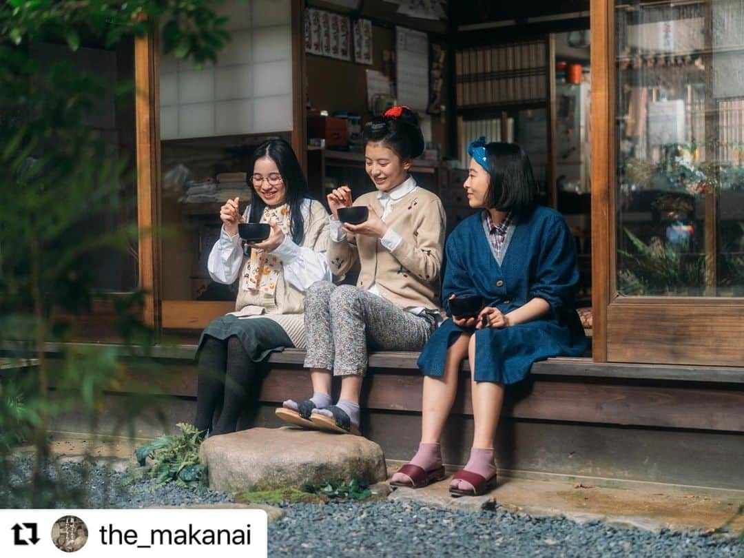 福地桃子さんのインスタグラム写真 - (福地桃子Instagram)「Netflix シリーズ オリジナル @netflixjp  『舞妓さんちのまかないさん』  つる駒🍵」2月6日 21時11分 - lespros_momo