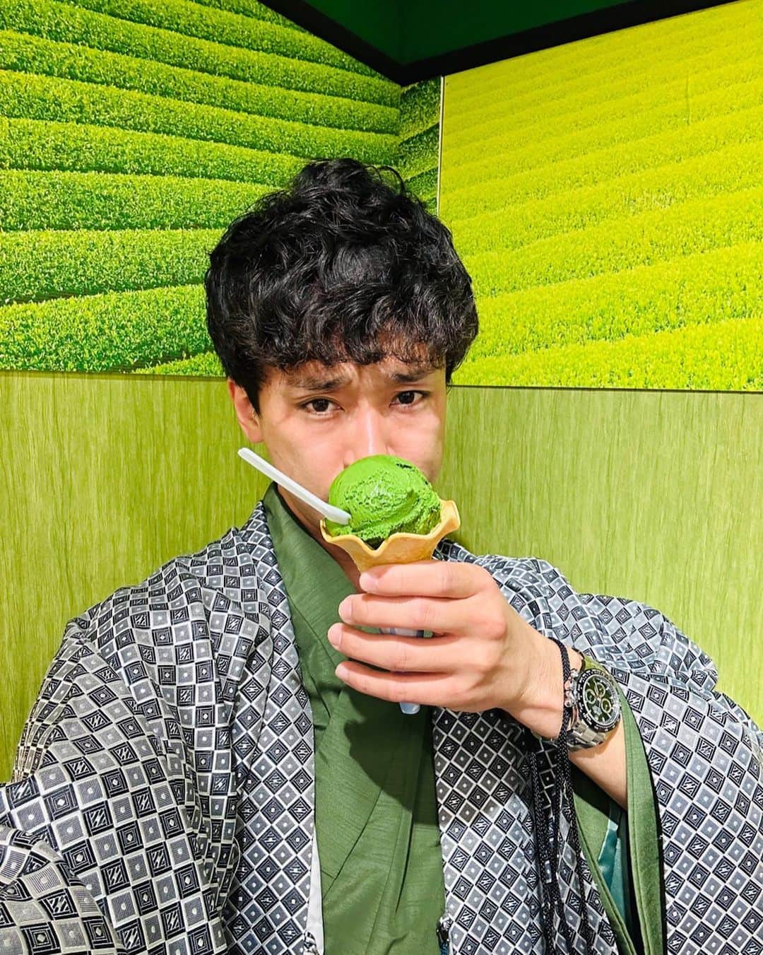としみつのインスタグラム：「🍃  #京都 #kyoto  #旅行の旅」