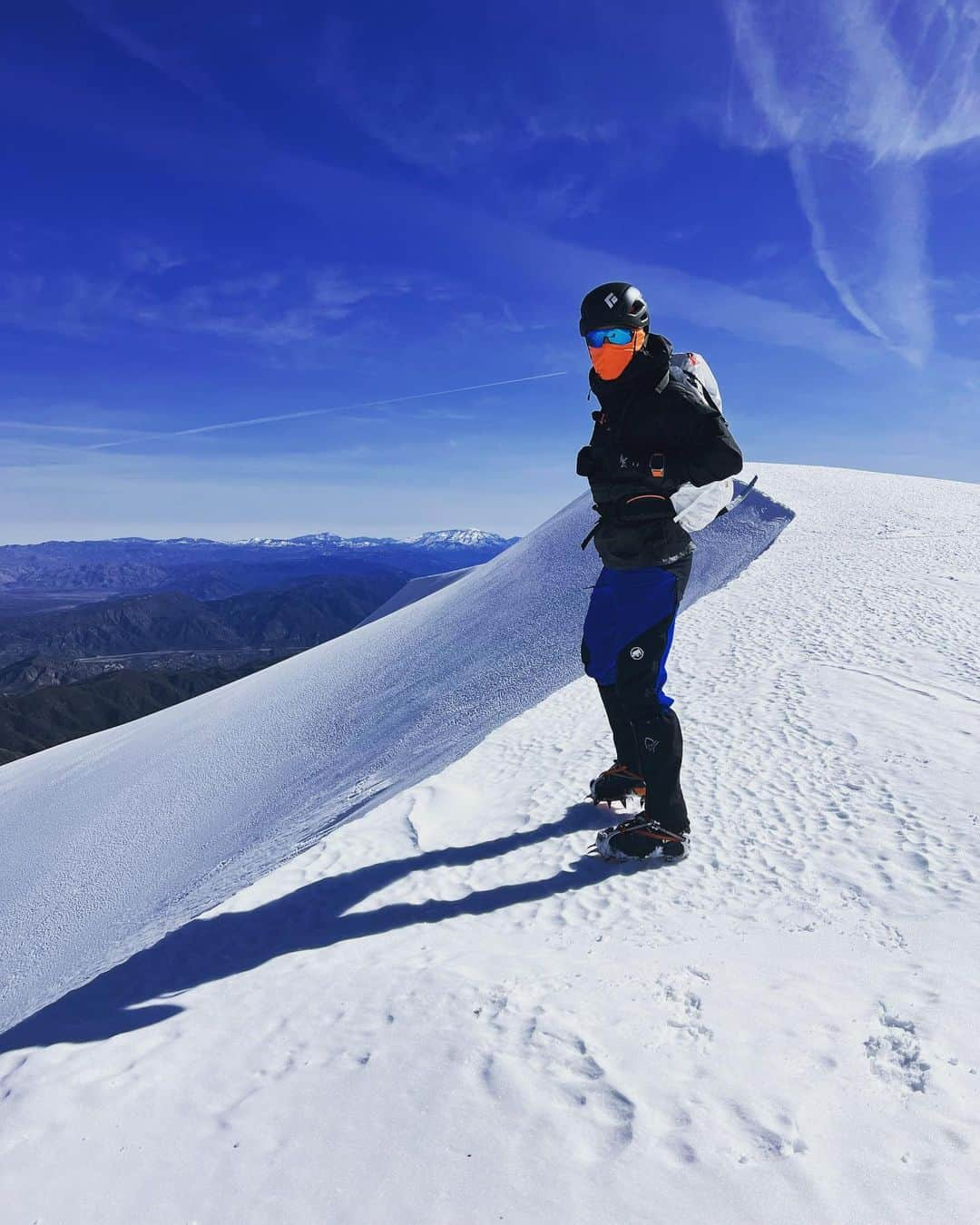 マイケル・トレヴィーノさんのインスタグラム写真 - (マイケル・トレヴィーノInstagram)「Mt. Baldy via Register Ridge 📍🏔️  First time climbing this mountain. Dialing in all the gear.  Training for one of the 14ers.」2月7日 2時03分 - michaeltrevino