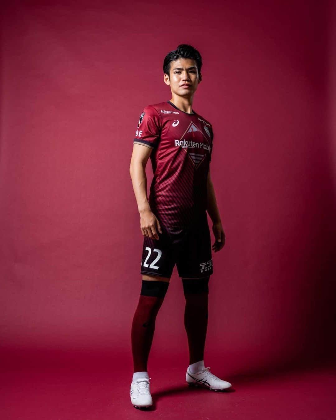 のインスタグラム：「今シーズンも応援頼んます！ 去年より22が増えるとええなあ！ みんな期待してるでっ😘  #visselkobe」