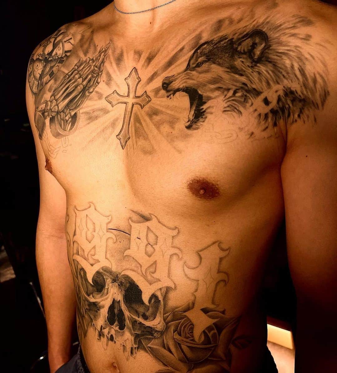 彫師美漸のインスタグラム：「#美漸洋彫り #刺青 #彫師 #美漸 #彫師美漸 #表参道 #原宿 #原宿タトゥー #タトゥー #東京タトゥー #Bizenarttattoostudio #tokyo #tattoo #art #fashion #bizenart #bizen #문신　#Bizentattoo  #tattooer #tattooist #tattooartist #tattooart #tattoostudio #japanesetattoo」