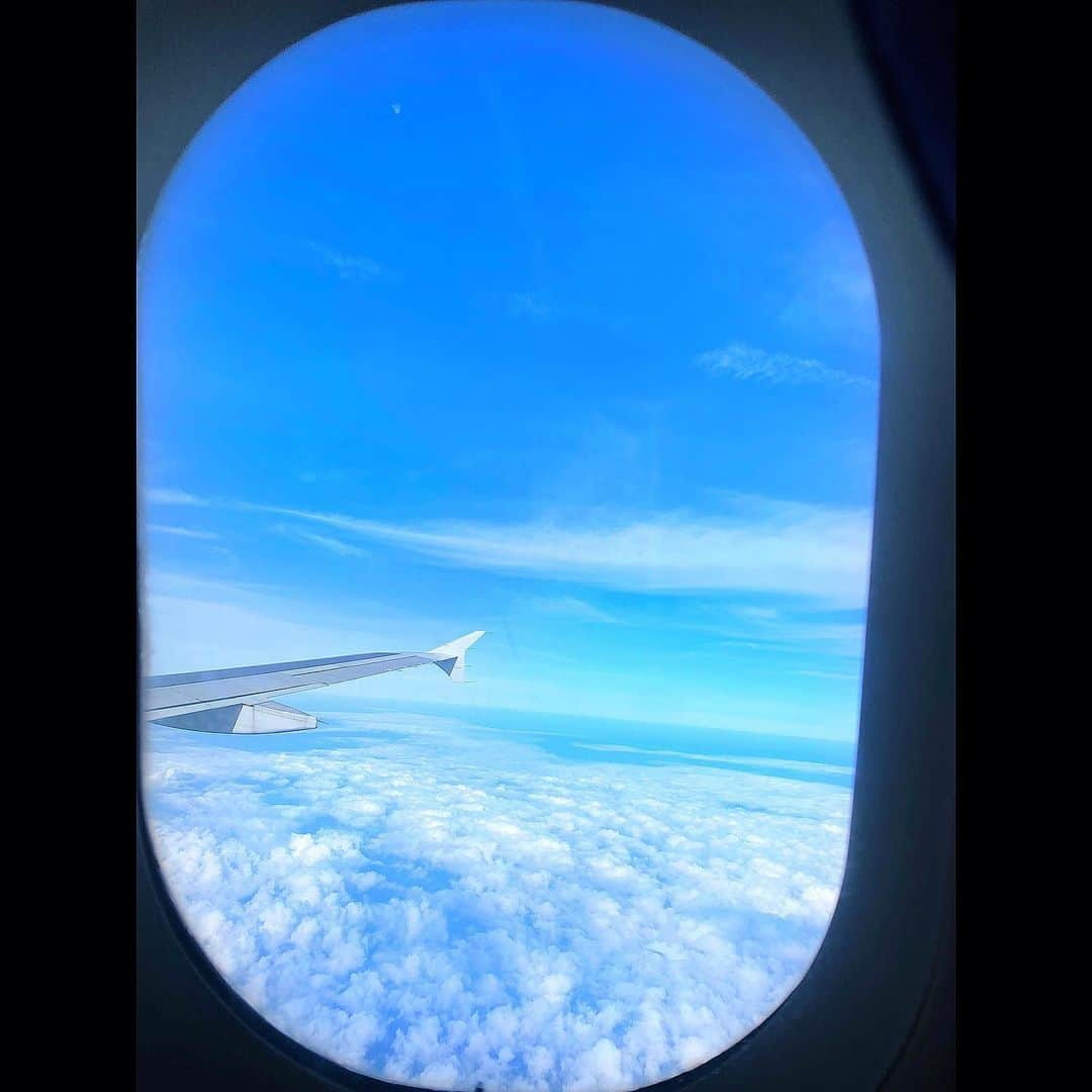 原かれんさんのインスタグラム写真 - (原かれんInstagram)「᯽✈️→🏝 . . . .  take a flight... . . . . . . . . #女子力委員長  . #原かれん #かれんたん #nmb48 #ぴろぴろ #ootd #팔로우　#비행기 #하늘  #kousamui #サムイ島 #タイ #タイ旅行 #thai #thailand #✈️ #shooting #空 #雲」2月7日 12時11分 - karen_hara315