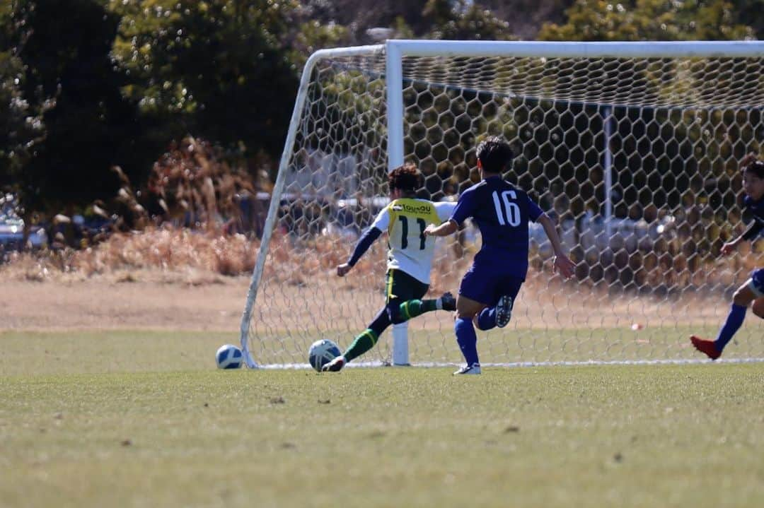 榊翔太のインスタグラム：「今年最初のトレーニングマッチ⚽️ 開幕に向けてコンディション上げていきます💪🔥  #vonds市原  #榊翔太  #ゴール」