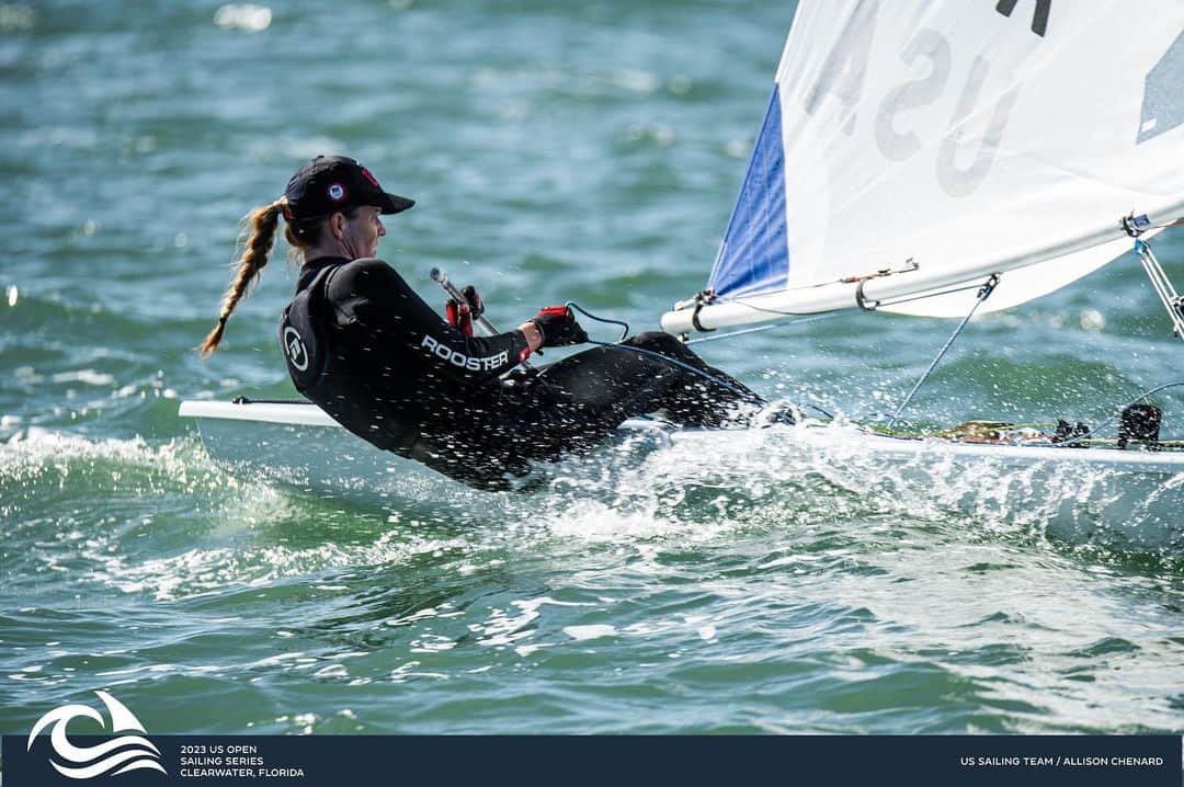 ペイジュ・レイリーのインスタグラム：「Last weekend…thanks @al.chenard for the photos 😀   #sailing #florida」