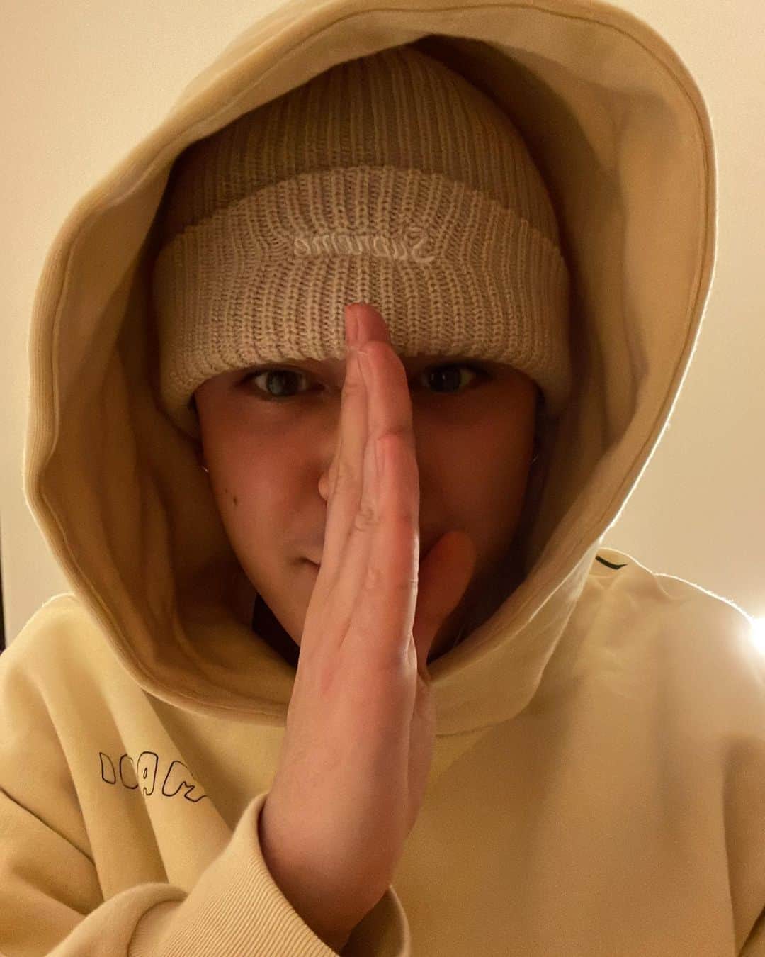のインスタグラム：「🙏」