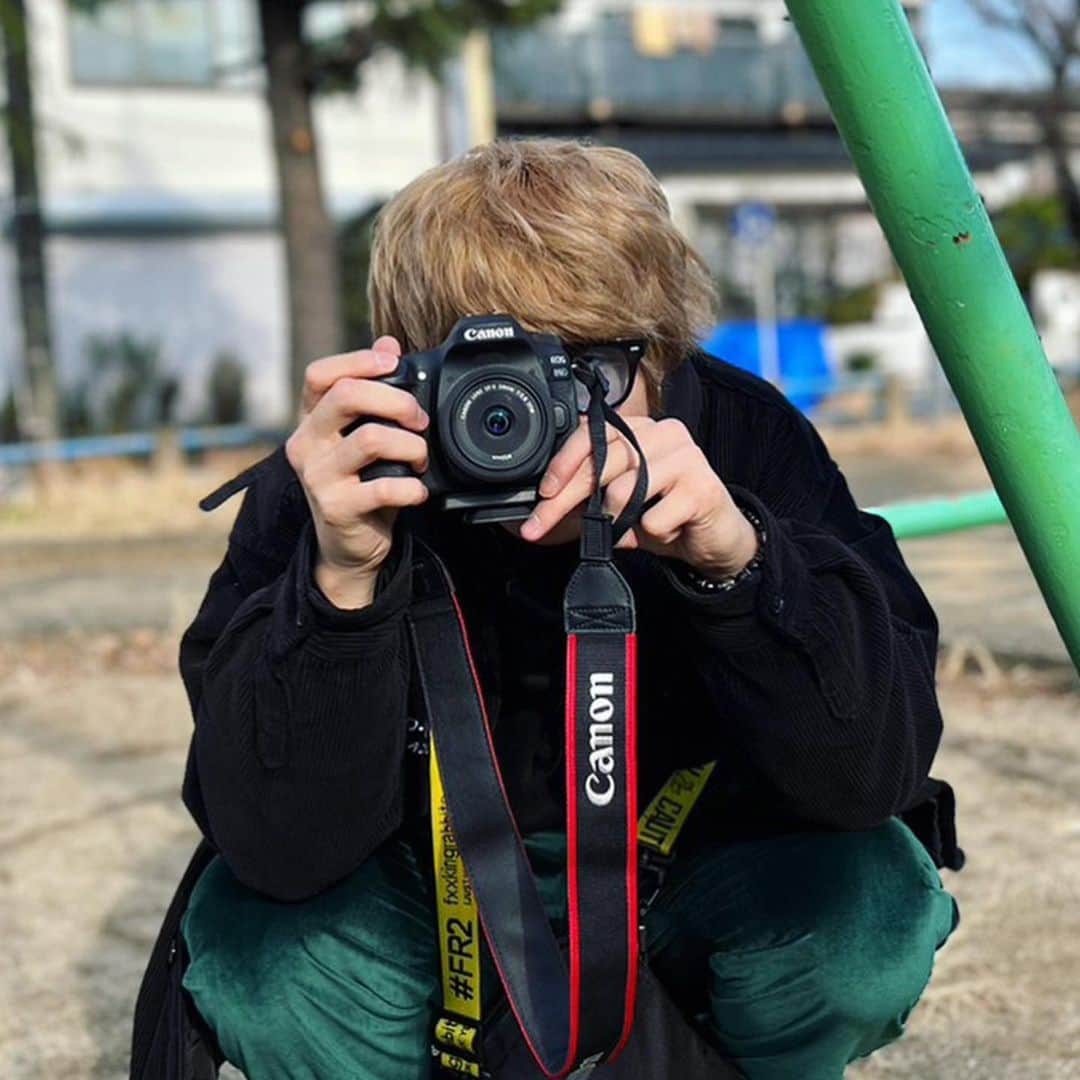 きんふんぱーりーのインスタグラム：「実は、写真撮るの好きです📷  同じく好きな人いまふか？  #写真  #写真好きな人と繋がりたい  #カメラ  #camera  #canon」