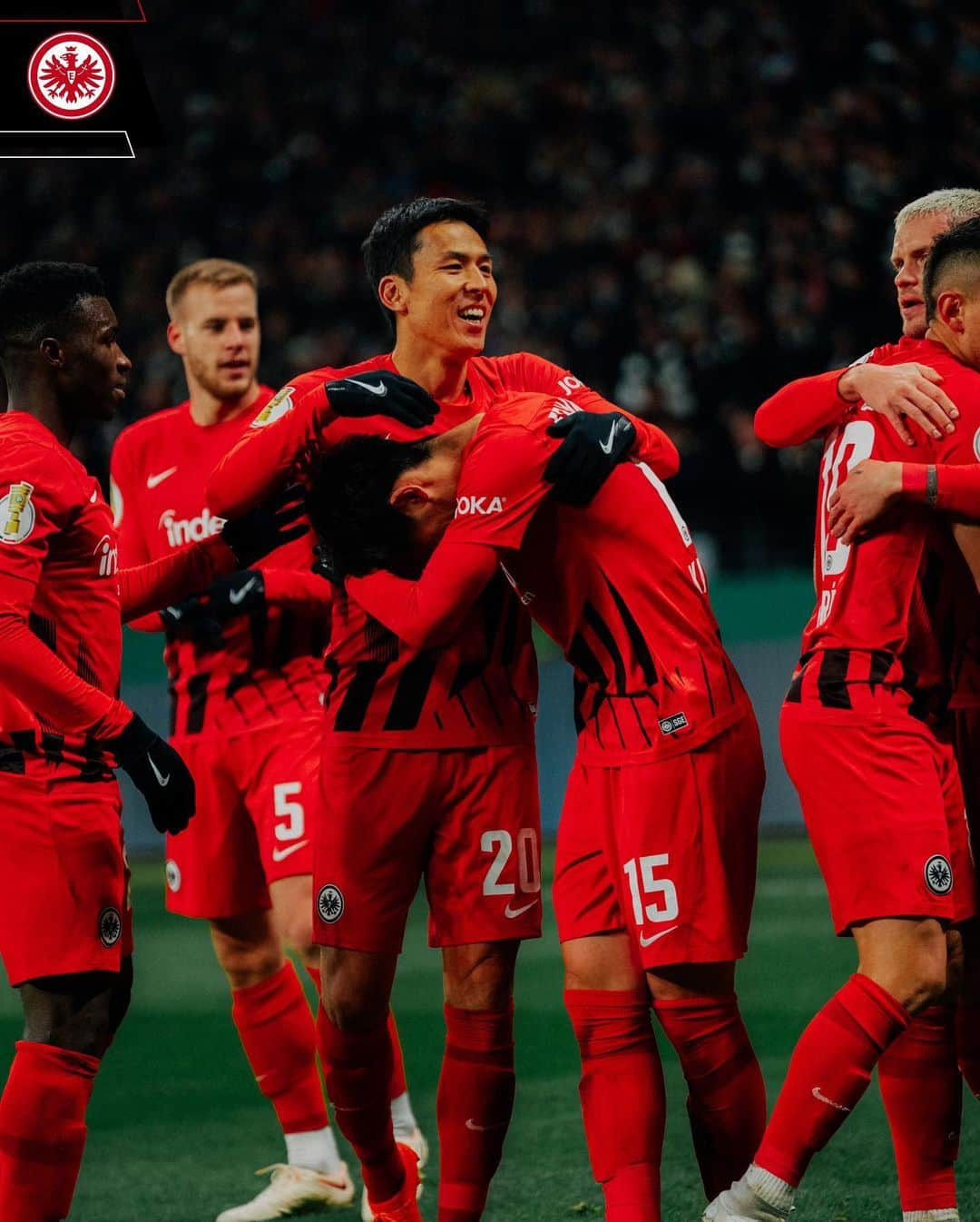 鎌田大地のインスタグラム：「K-A-M-A-D-A! 🎯🇯🇵 • • #SGESVD #SGE #Eintracht #Frankfurt #EintrachtFrankfurt」