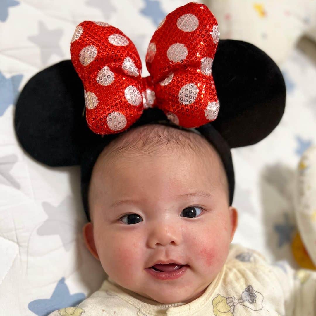 ゆうひなたのインスタグラム：「. . . おはよー！☀️ 今日も１日がんばろうね🐭🤍🤍. . .」