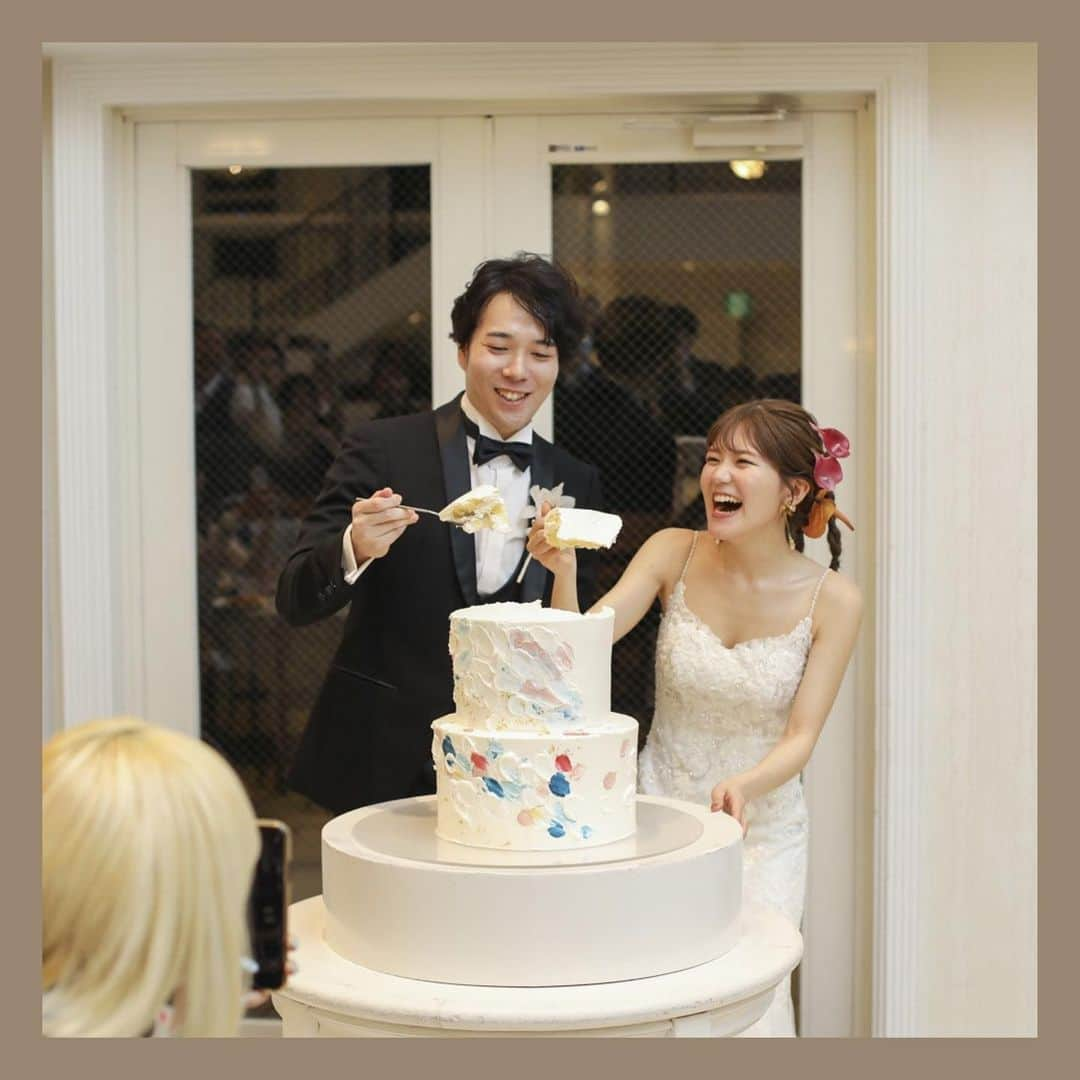 Wedding Park 公式さんのインスタグラム写真 - (Wedding Park 公式Instagram)「👑2023年1月のベストハナレポ💐  こんばんは！ウエディングパークのハナレポ編集部です💁‍♀️  2023年1月の #ベストハナレポ は @wedding____2022___さんです✨  おめでとうございます！🎉  ハナレポのタイトルは 『Cozy wedding reception』。  おふたりの想いが詰まった結婚式の魅力を、紹介させていただいています❤︎ ぜひ見てみてください👰 https://s.weddingpark.net/magazine/8643/ ※もしくは「ウエディングパークマガジン」でGoogle検索！  ーーーーーー  💡この結婚式場を詳しく ララシャンス 博多の森（福岡県） https://s.weddingpark.net/00000761/  💐この結婚式を詳しく 式場決定の決め手から、 準備の実例までまるごとチェック✍️ ▽ @wedding____2022___さまのハナレポ！ https://s.weddingpark.net/hanarepo/14334/  ーーーーーー #ベストハナレポ にエントリーしよう👑  @weddingparkをフォロー＋#ベストハナレポ をつけて 投稿してください♡  ベストハナレポに選ばれた花嫁さまは 月末に表彰投稿をさせていただいています♩  たくさんのご参加お待ちしています！  #プレ花嫁 #式場探し #ウエパ #ウエディングパーク #ハナレポ #結婚式準備レポ #会場装花 #結婚式テーマ #挙式ヘア #花嫁ヘア #ハナレポ #ベストハナレポ」2月8日 11時27分 - weddingpark