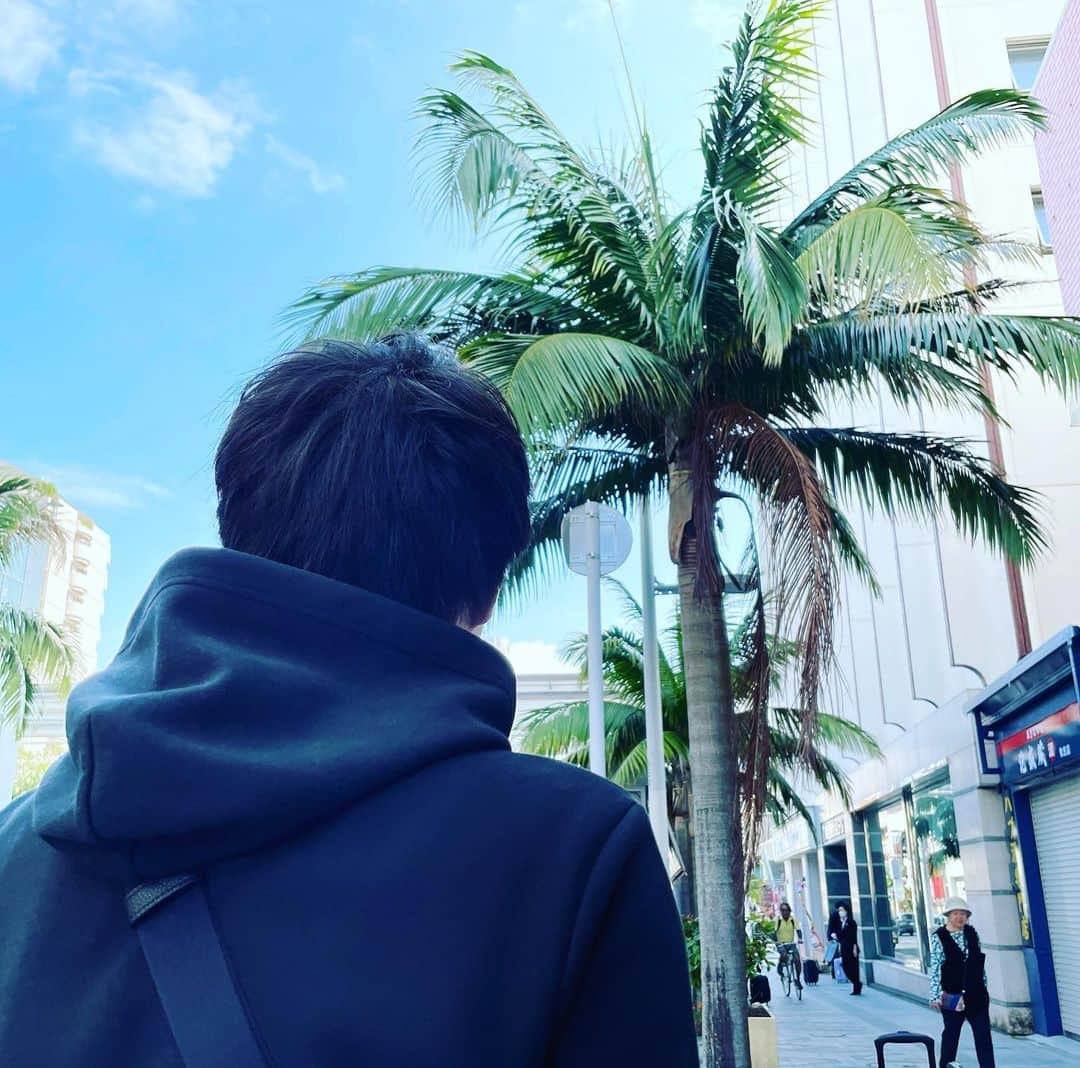 林輝彦さんのインスタグラム写真 - (林輝彦Instagram)「林輝彦in沖縄　最終日  これから帰ります。  楽しかった。 本当に楽しかった。  最終日が一番晴れました☀️  #沖縄#国際通り」2月8日 11時34分 - satv_hayashi1117