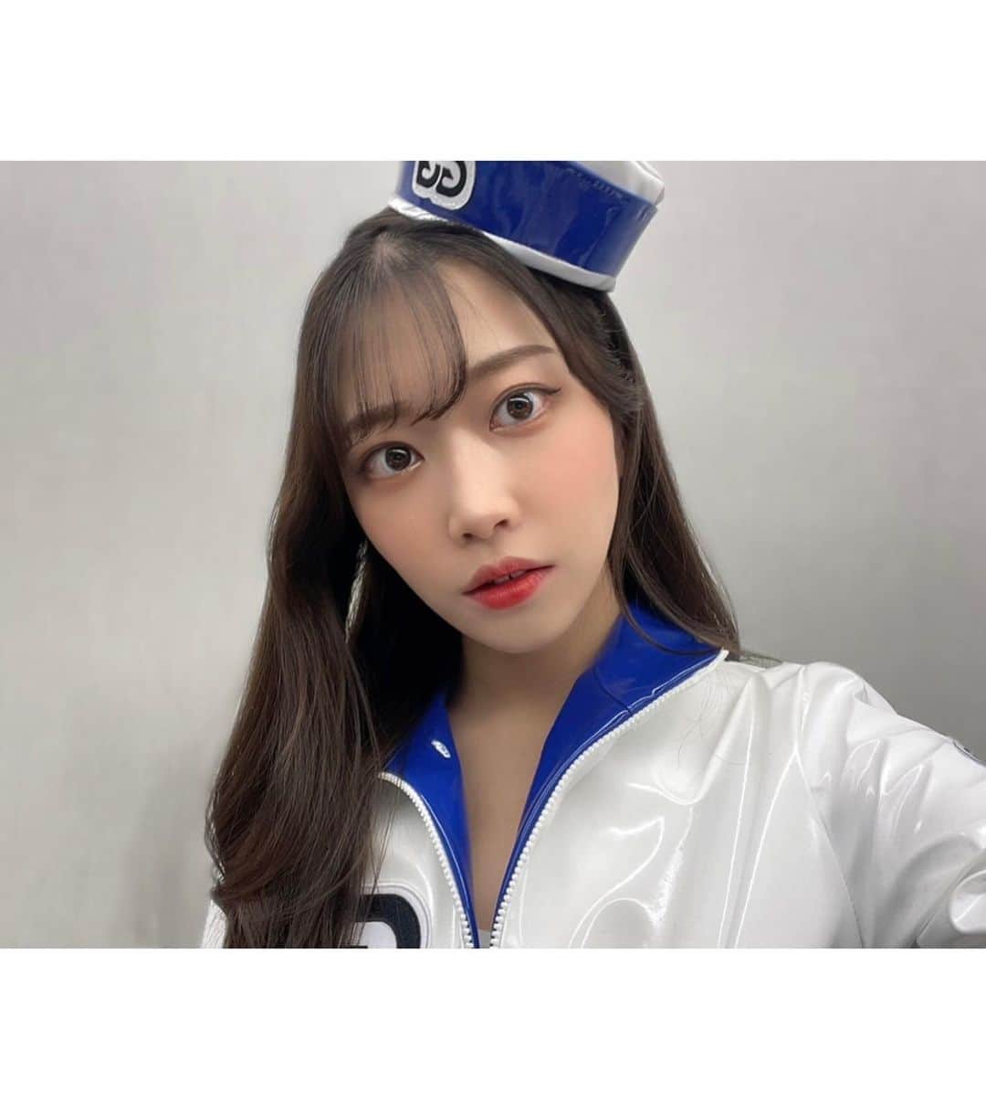 西井綾音のインスタグラム：「先日、@aclinic_shinjuku の吉川先生 @aclinic_yoshikawa にAスレッドをして頂きました！✨  フェイスラインのたるみがずっと気になってたのですが、直後からすっきりしてて嬉しい！  今回初めてAclinic新宿院にお伺いしたのですが、院内も綺麗だし、先生やスタッフの皆さんがとーっても優しくて、痛みに激弱な私でも安心して施術を受けることができました！  次は最近人気のポテンツァが気になっているので、またAclinicでお願いしようと思ってます〜！！  .  #aスレッド #糸リフト #aclinic #aclinic銀座 #aclinic横浜 #aclinic新宿 #aclinic名古屋 #aclinic大阪 #aclinic福岡#aclinic池袋 #aclinic仙台 #aクリニック #エークリニック #小顔 #スレッドリフト#たるみ改善 #小顔整形   #リフトアップ #美容外科 #美容皮膚科 #美容クリニック #吉川彩」