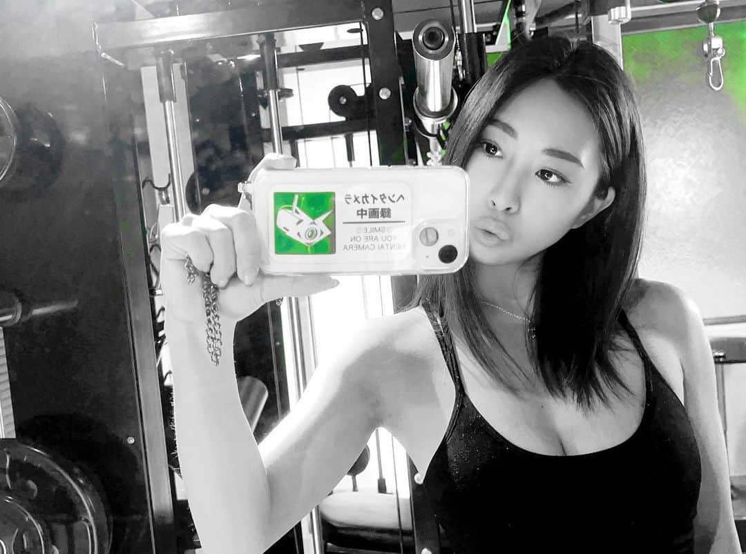 鷲巣綾乃のインスタグラム：「💚💚💚」