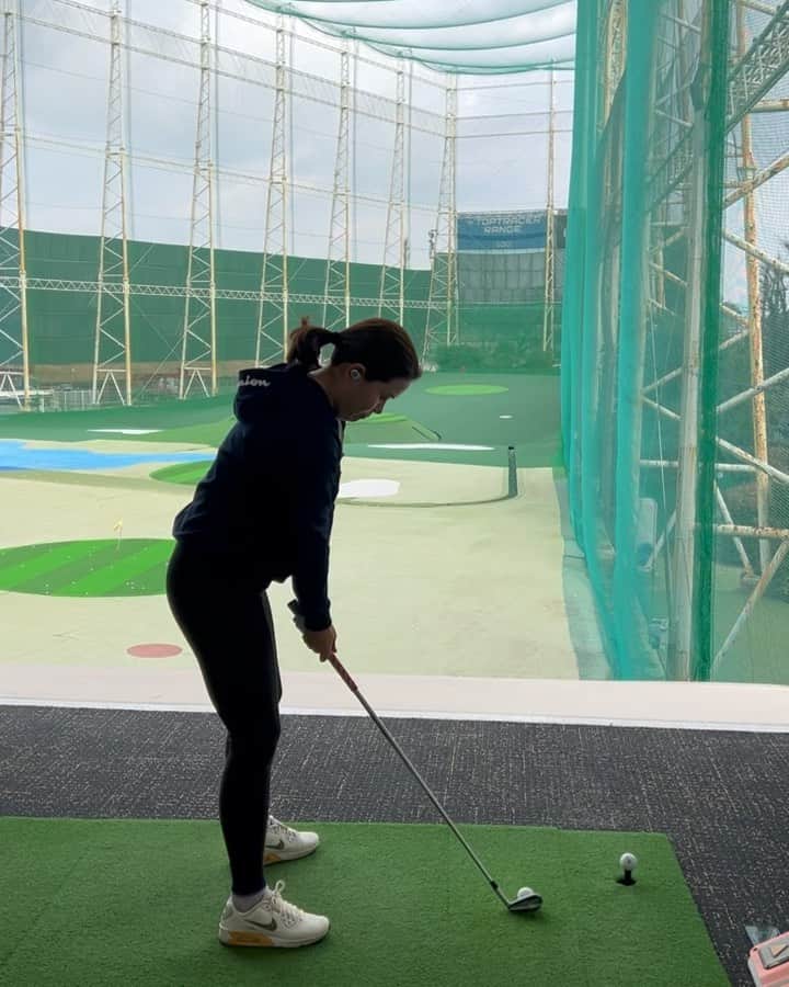 勝みなみのインスタグラム：「🏌️‍♀️🎥🏌️‍♀️🎥🏌️‍♀️ #ゴルフ #スイング #コツ練  #9i #7i #6か5i #0208」