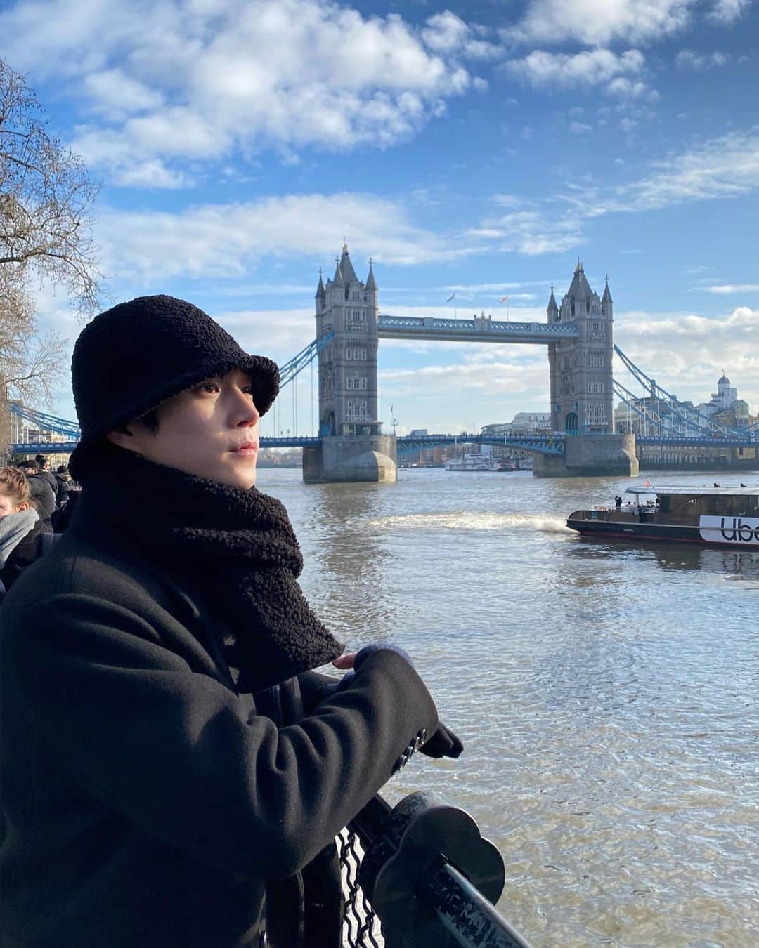 キム・ヨンデさんのインスタグラム写真 - (キム・ヨンデInstagram)「London✈️」2月8日 21時13分 - youngdae0302