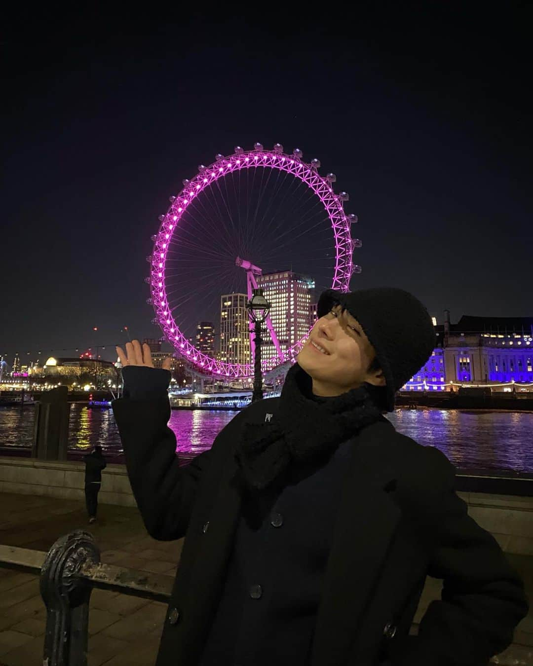 キム・ヨンデさんのインスタグラム写真 - (キム・ヨンデInstagram)「London✈️」2月8日 21時13分 - youngdae0302