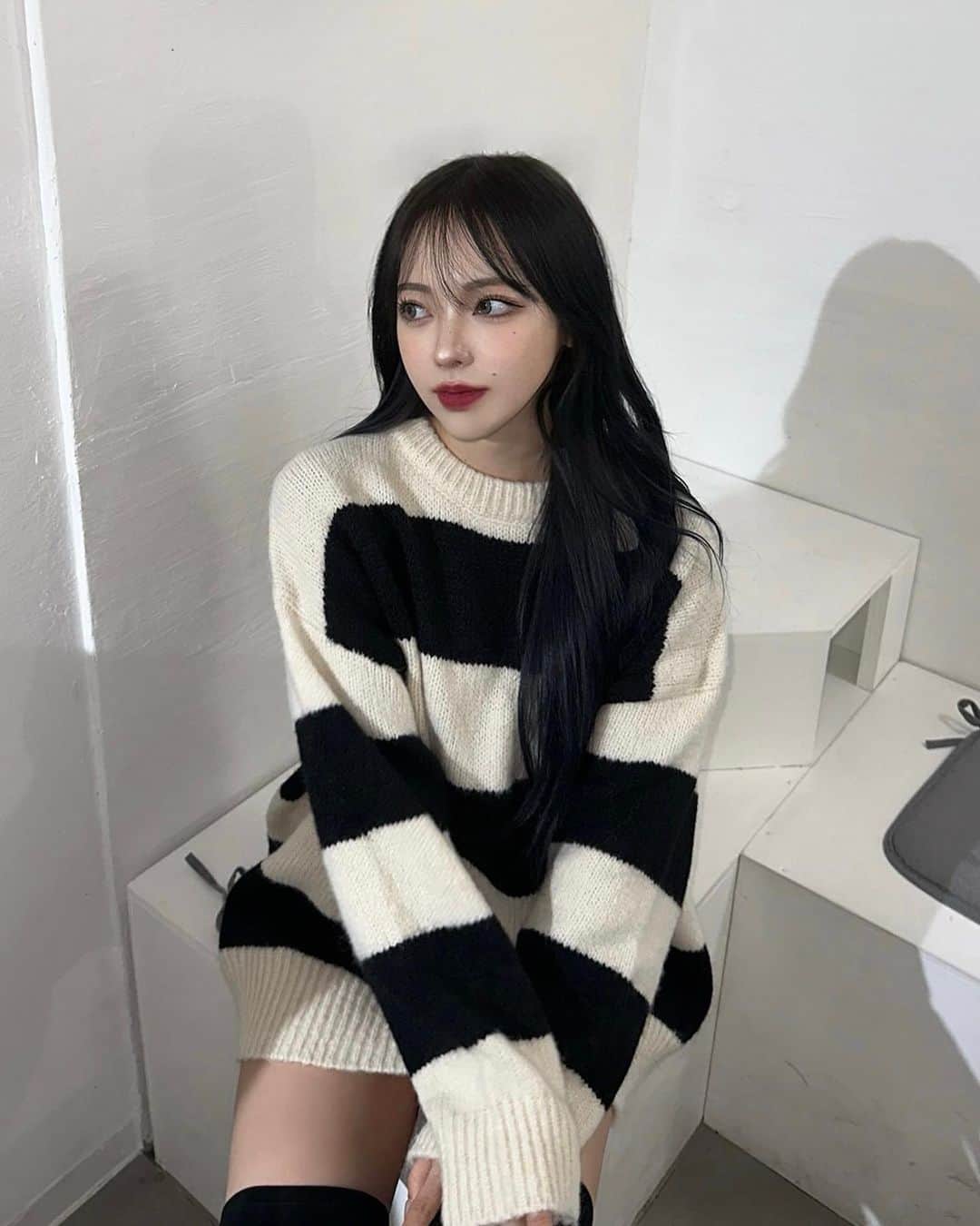 葉月ひまりのインスタグラム：「髪色が暗くなりました♡ そしてGRLの可愛いボーダーニット♡꒰ ¨̮͚ ꒱♩♩◦．」