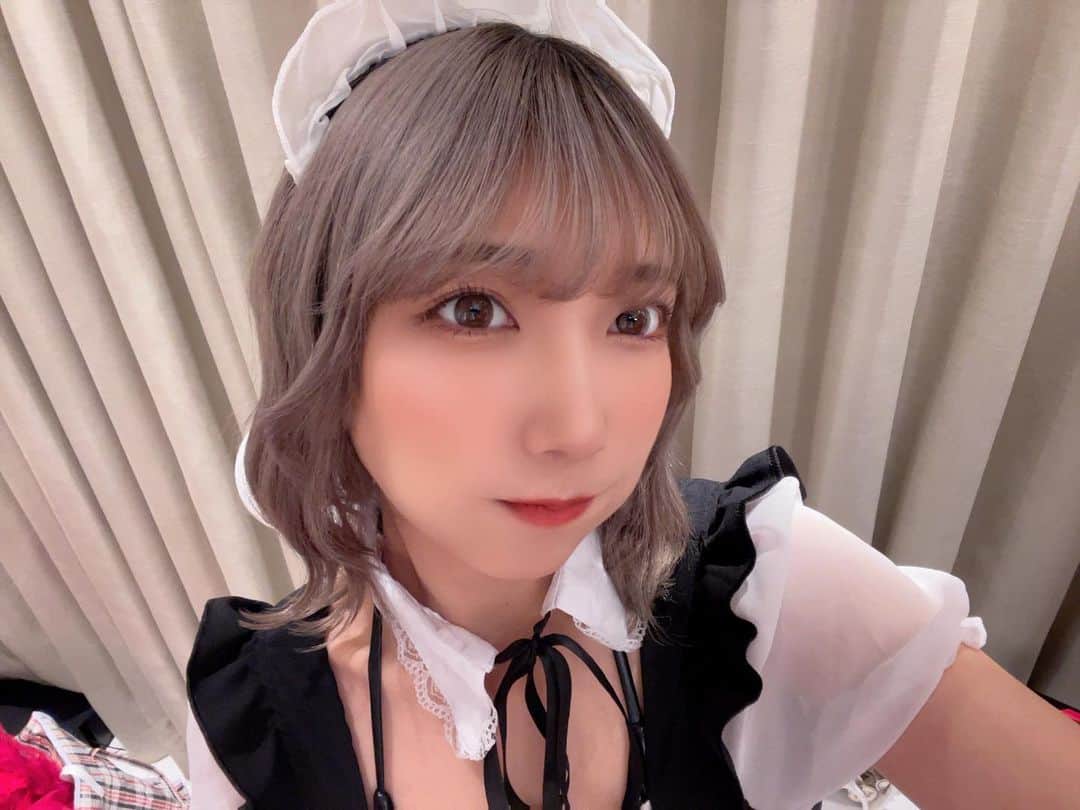 霜月めあのインスタグラム：「メイド服は女の子のロマン🫣 . . . .  #霜月めあ #めあめあ #model #sexy #selfie #animegirl #셀카 #셀스타그램 #패션스타그램 #데일리 #asiangirl #cosplay #좋아　 #follow #like #tokyo #ootd #自撮り界隈 #自撮り女子 #sexybody #love #맞팔 #tagsforlikes #japanesegirl #女孩 #发#爱 #instadaily #グラビア #日系穿搭」